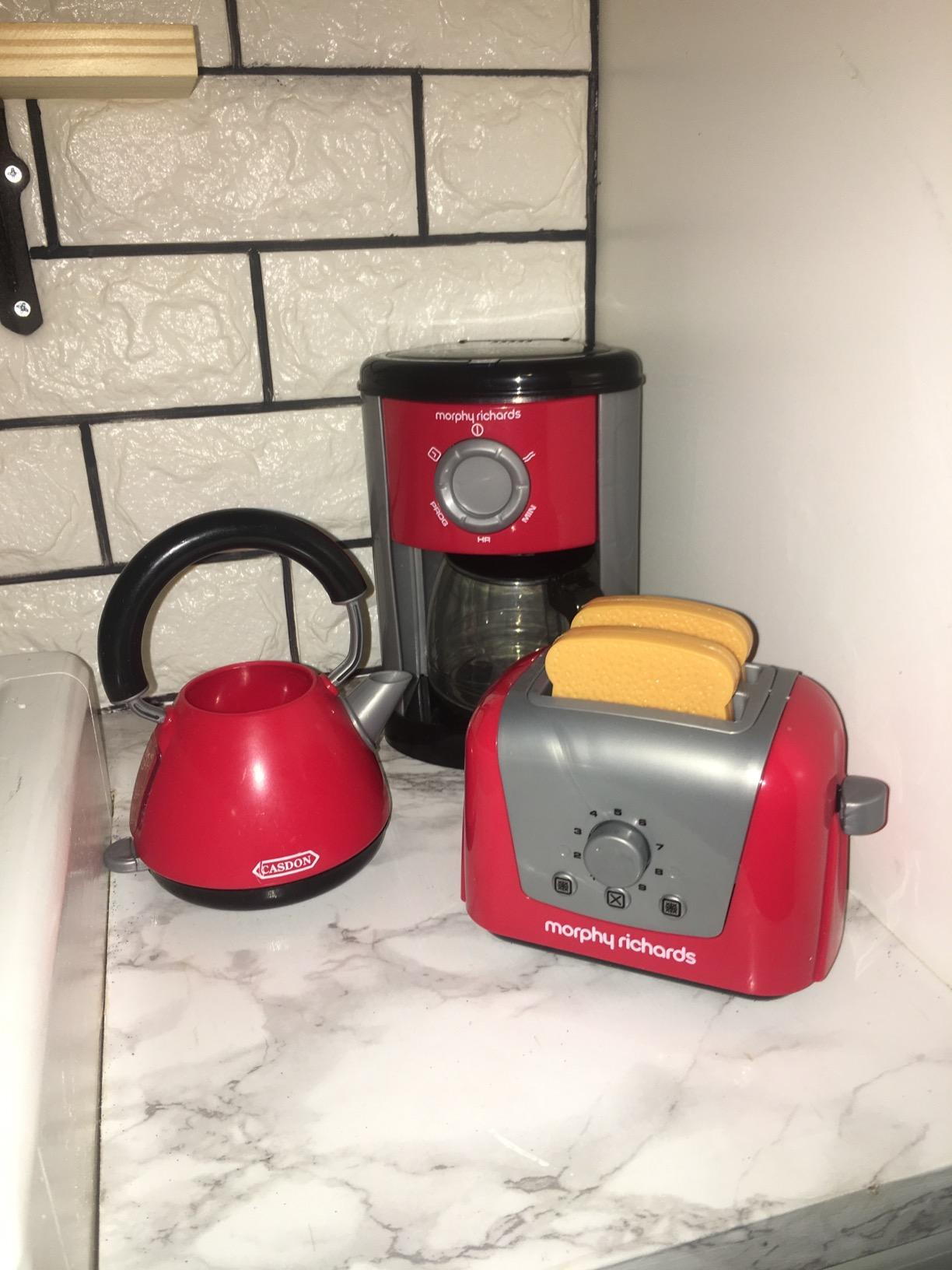Casdon Morphy Richards Toys - Complete Kitchen Set - Toy Appliance Playset for Kids with Toaster, Coffee Maker, Kettle, Play Food & More - for Children Aged 3+ customer photo 2