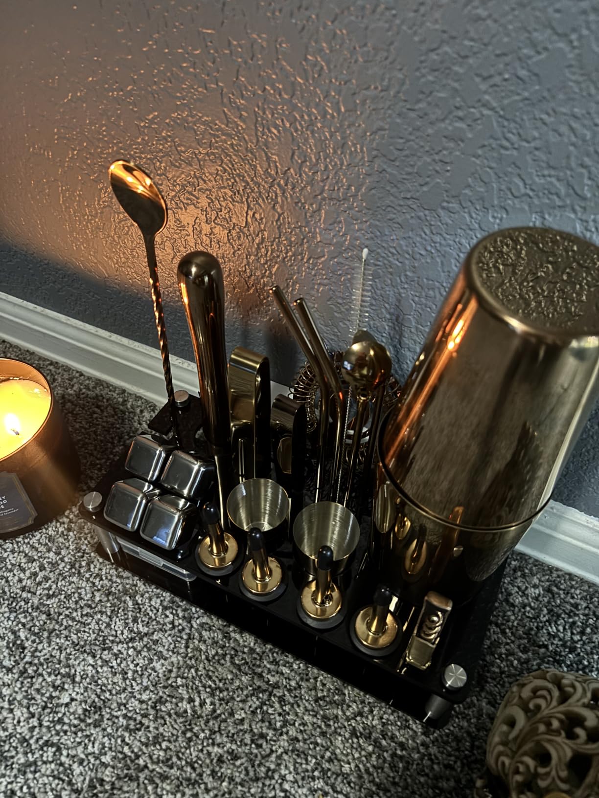 KINGROW Cocktail Shaker Set, 23 Piece Bartender Kit with Stand Gold customer photo 2