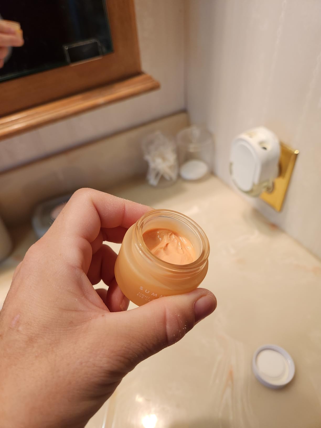 Summer Fridays Light Aura Vitamin C + Peptide Eye Cream - Brightening Eye Cream with an Illuminating and Hydrating Formula (0.5 Fl Oz) customer photo 2