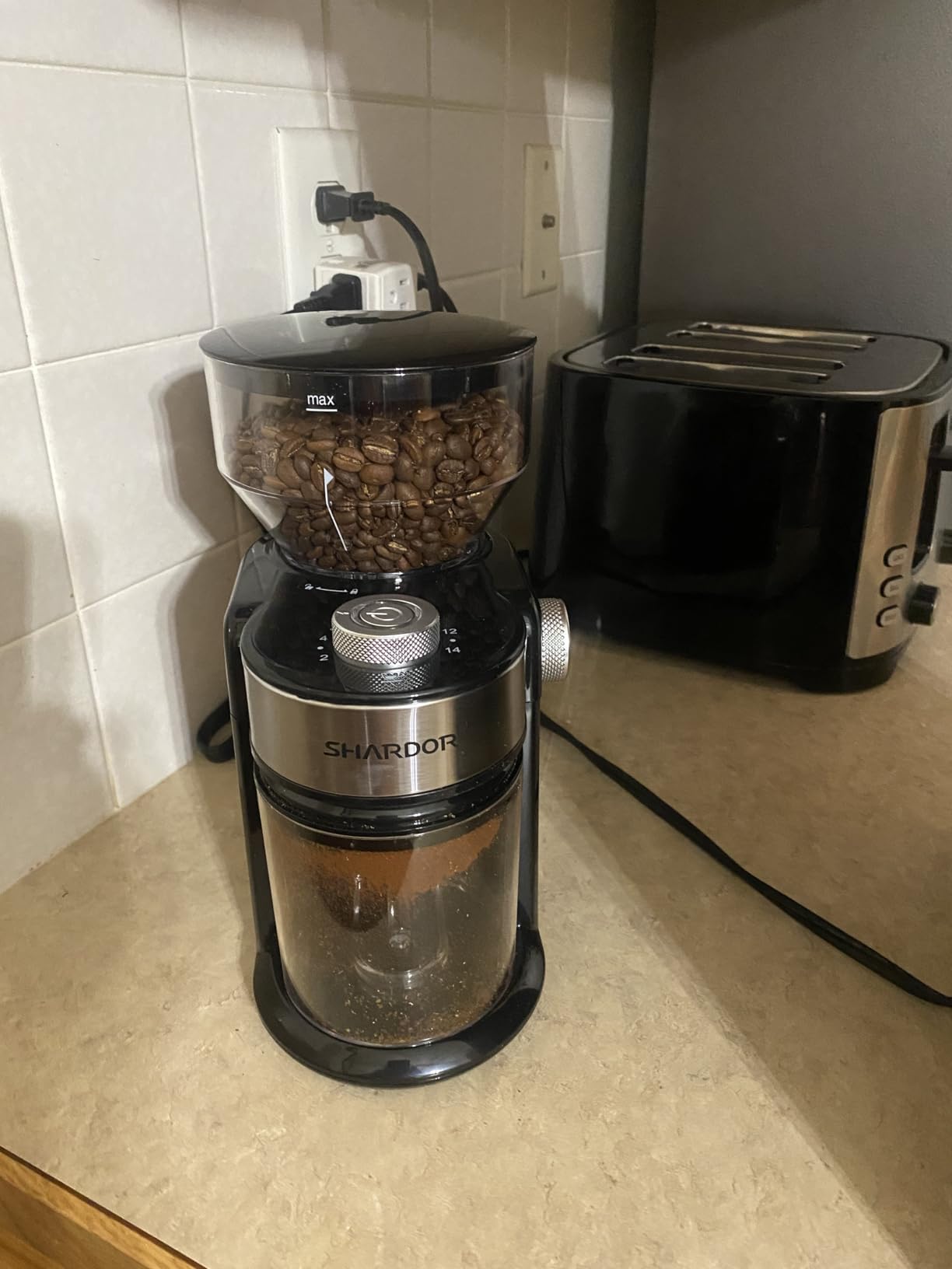 SHARDOR Electric Burr Coffee Grinder 2.0, Automatic Coffee Bean Grinder for Home Use, Adjustable Burr Mill with 16 Precise Settings for Espresso & French Press, Silver customer photo 2