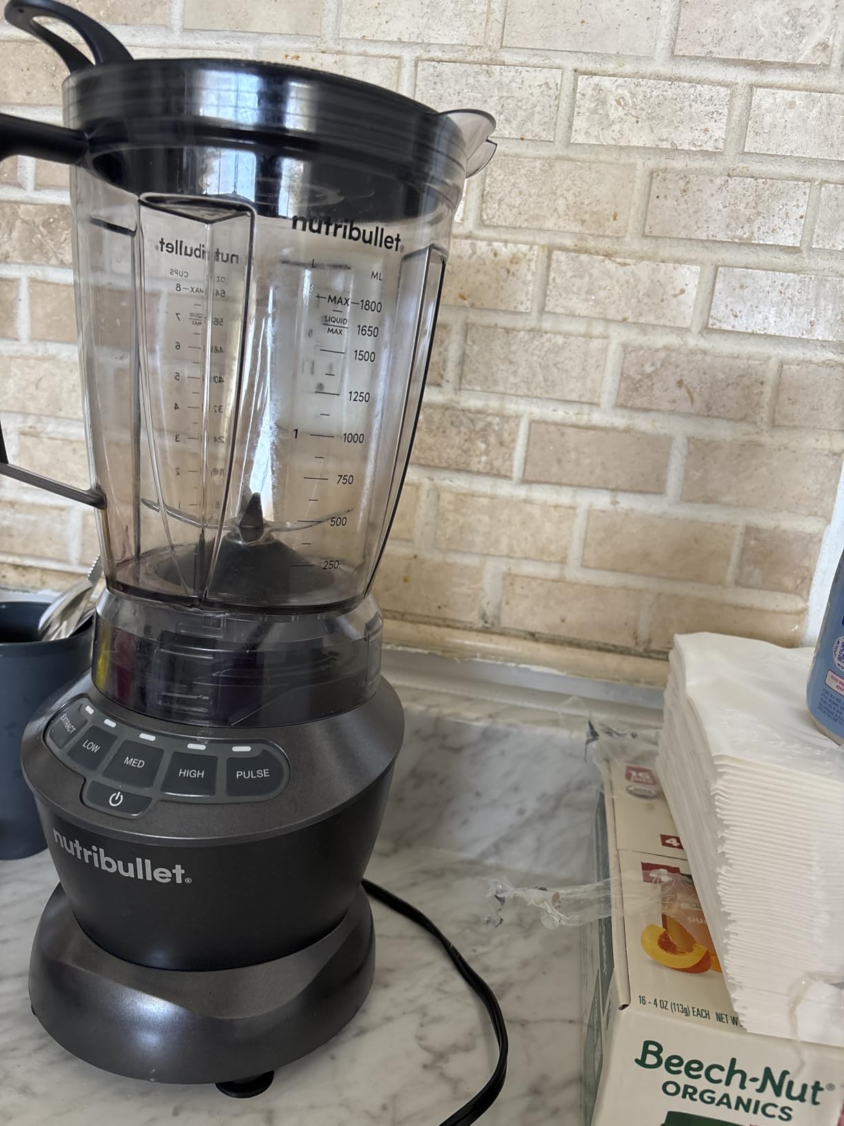 nutribullet Full-Size Blender Combo, Single-Serve & Large Capacity, 1200W, 64oz Pitcher, 32oz Cup, Extractor Blade, 3-Speed, Pulse, Smoothies, Soups, Sauces, Easy Cleaning, Matte White, NBF50500AW customer photo 1