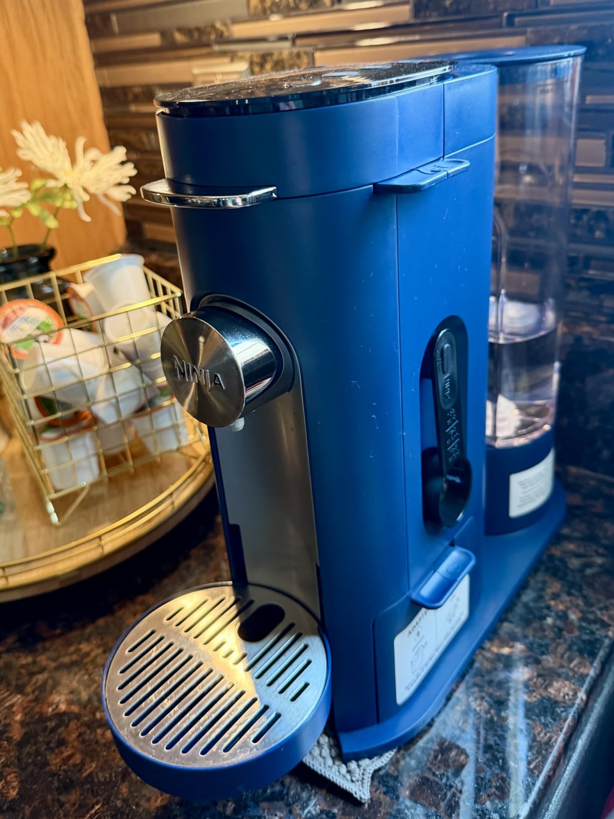 Ninja Pods & Grounds Iced Coffee Maker, K-Cup Pod Compatible, Stone PB041ST customer photo 1