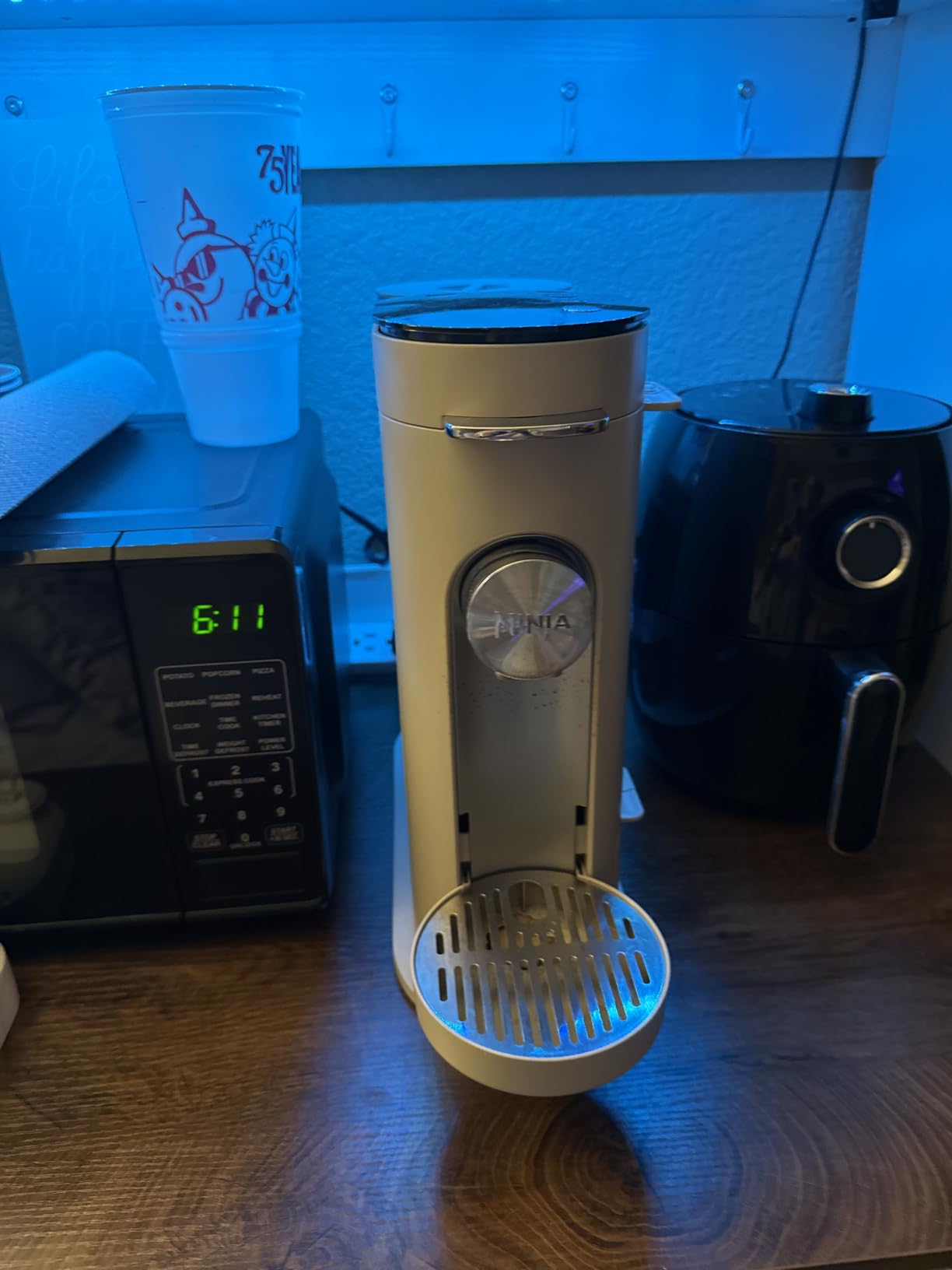 Ninja Pods & Grounds Iced Coffee Maker, K-Cup Pod Compatible, Stone PB041ST customer photo 2