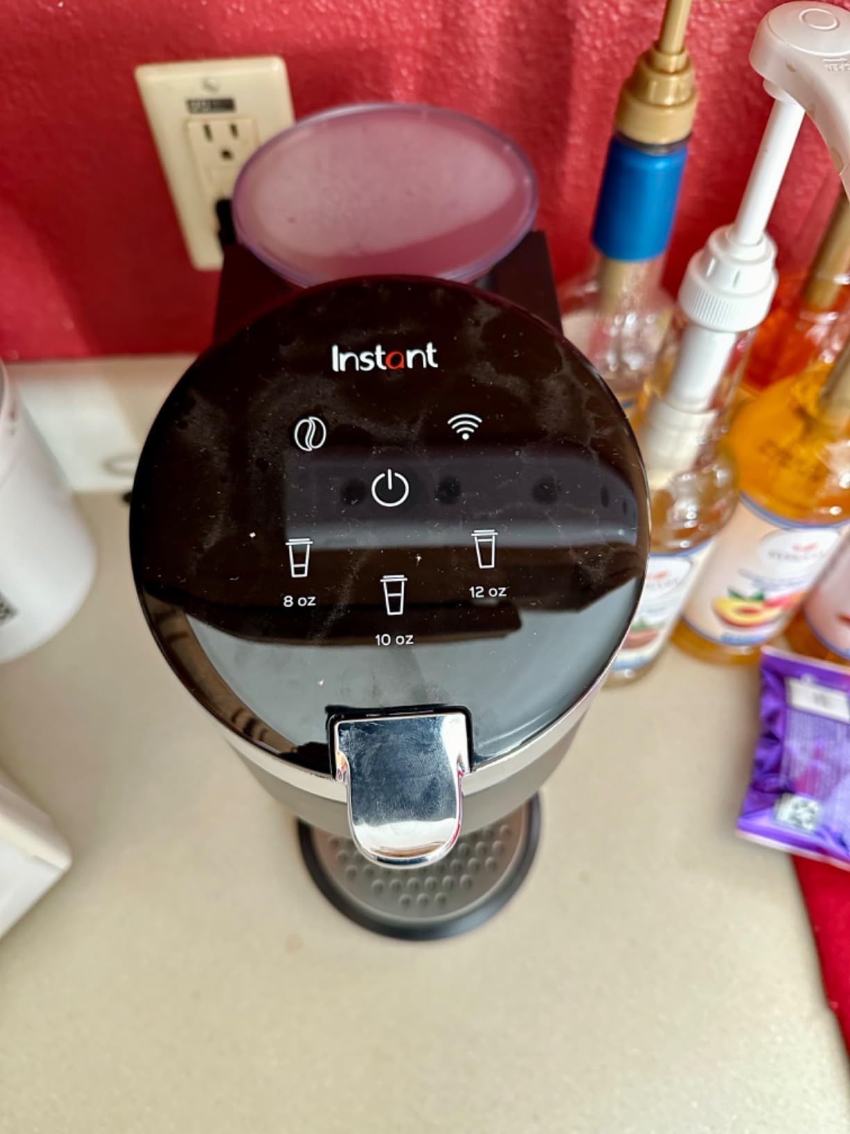 Instant Solo WIFI Connect Single Serve Coffee Maker, From the Makers of Instant Pot, Coffee Brewer, Includes Reusable Coffee Pod & Bold Setting, Brew 8 to 12oz., 40oz. Water Reservoir, Black customer photo 1