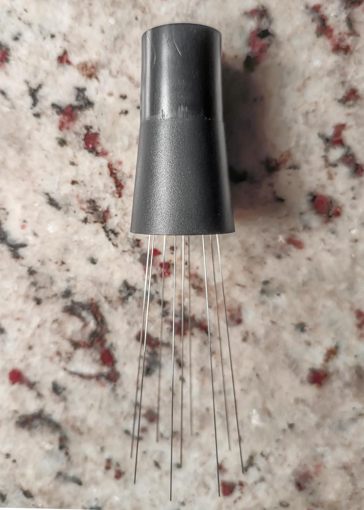 MiiCoffee WDT Tool, Magnetic Coffee Stirrer 0.4mm 9 Installed Pins + 0.25mm 9 Extra Needles for Espresso Distribution Tool with Metal Stand for Barista Espresso (Black) customer photo 2