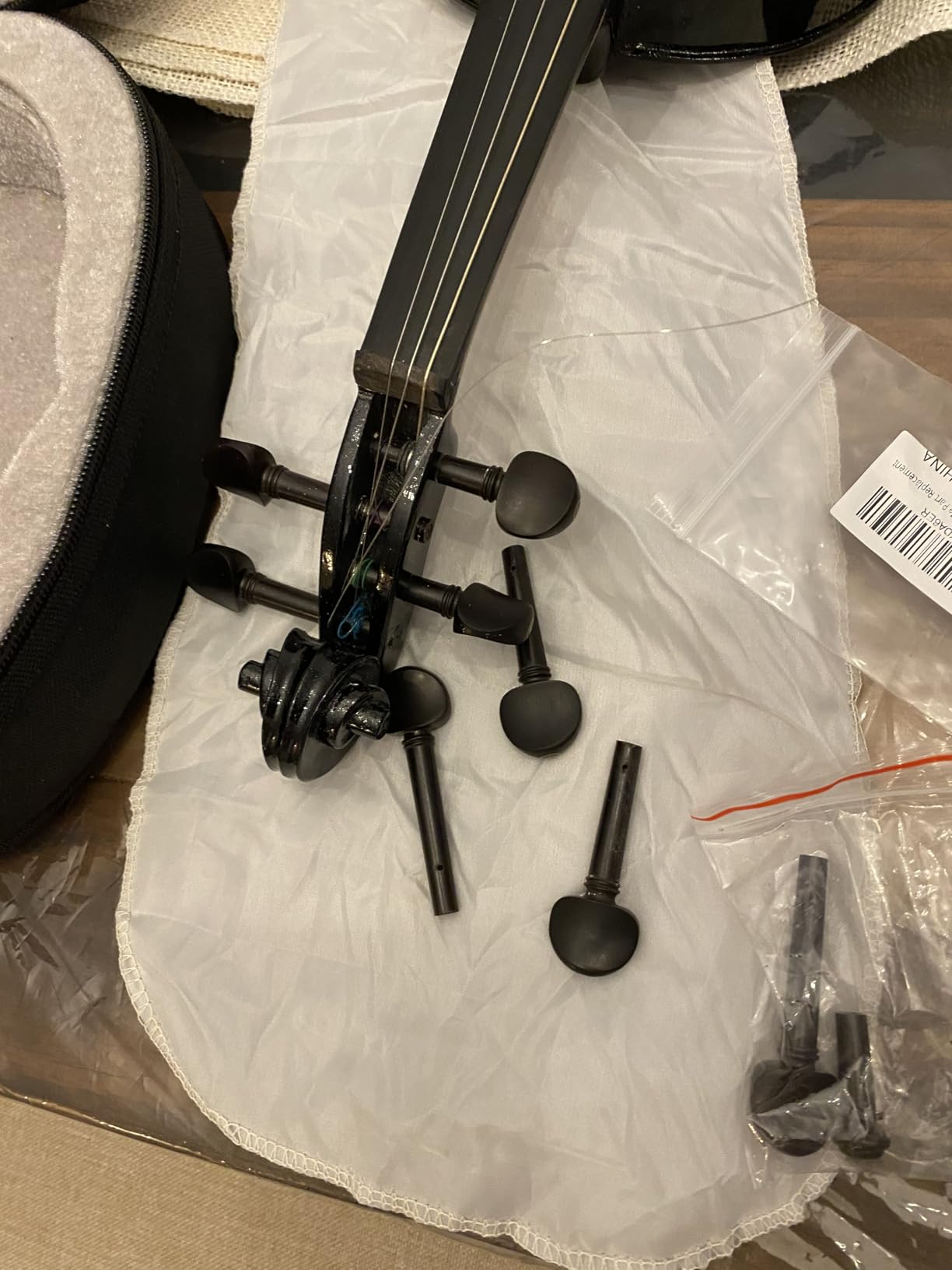 Ktaxon Acoustic Electric Violin, 4/4 Violin with EQ and Accessories, Black customer photo 2