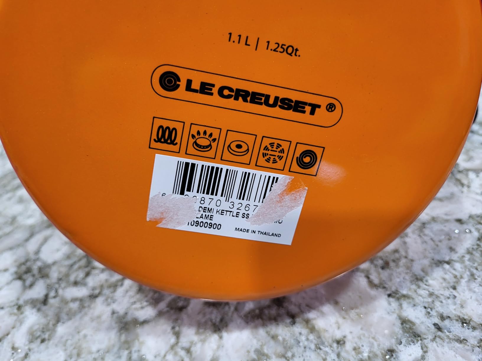 Le Creuset Enamel On Steel Demi Tea Kettle, 1.25 qt., Marseille customer photo 1