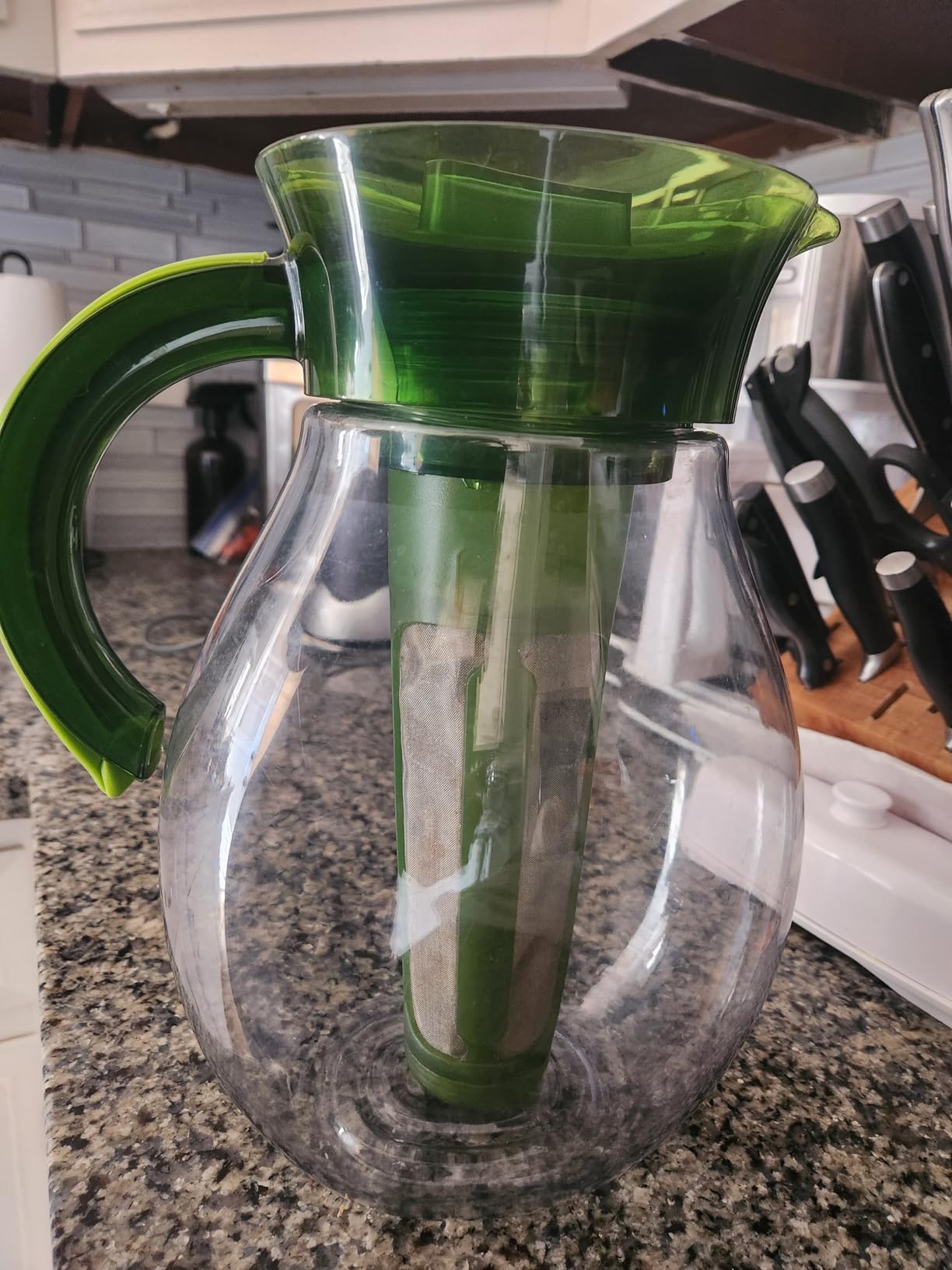 Primula The Big Iced Tea Maker and Infuser, Plastic Beverage Pitcher with Leak Proof, Airtight Lid, Fine Mesh Reusable Filter, Made without BPA, Dishwasher Safe, Black customer photo 1