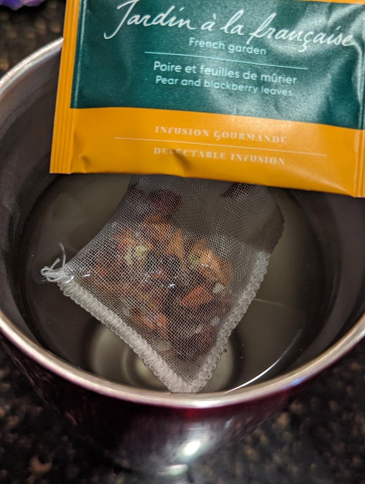 Palais des Thés - Tea Advent Calendar - Loose Leaf - 24 Cotton Tea bags | Premium holiday gift featuring pure teas, flavored blends, and herbal infusions customer photo 2