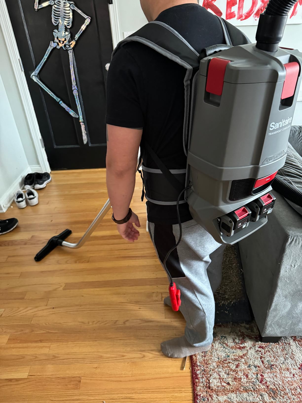 Sanitaire Transport Commercial Cordless Backpack Vacuum with Adjustable Wand, Dual 24V Batteries, Handheld Controls, SC580A. Gray customer photo 2