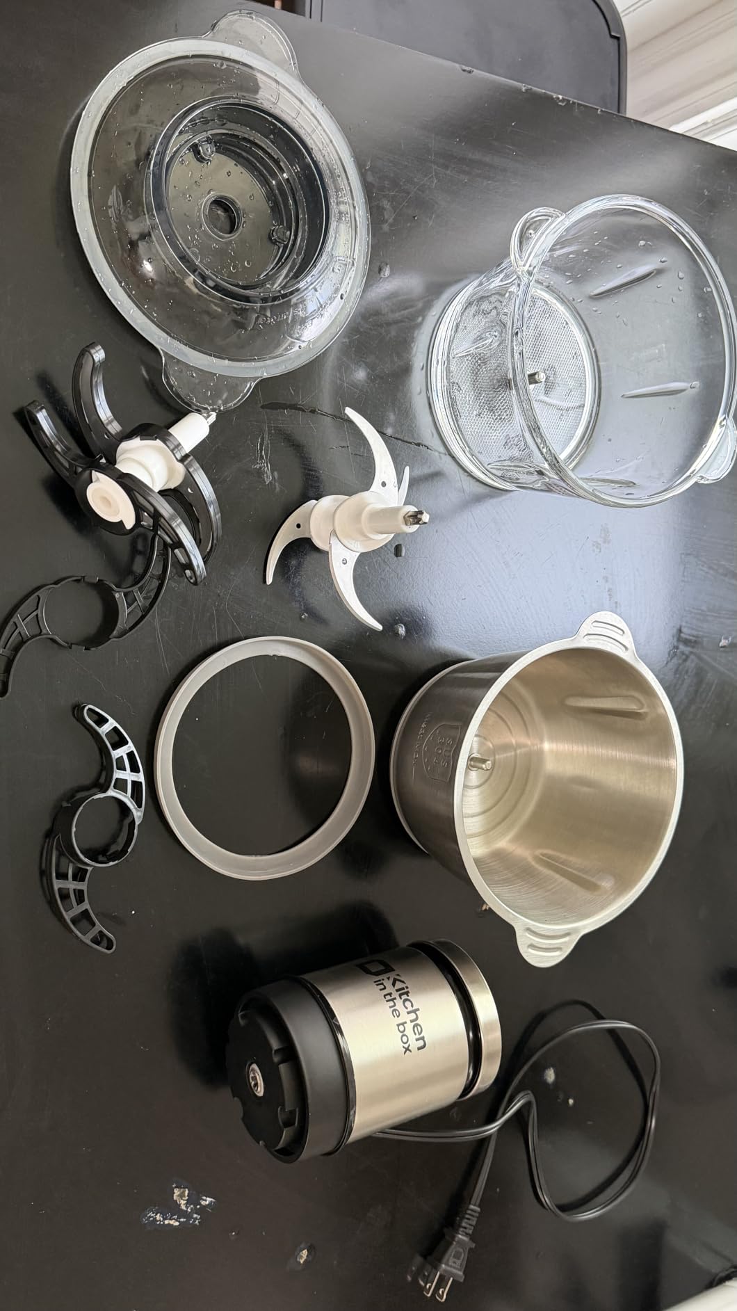 Kitchen in the box Food Processors,Small Meat Grinder & Food Chopper Electric Vegetable Chopper with 2 Bowls (8 Cup+8 Cup)& 2 Bi-Level Blades for Meat/fish/Vegetable/Baby Food,Black customer photo 2