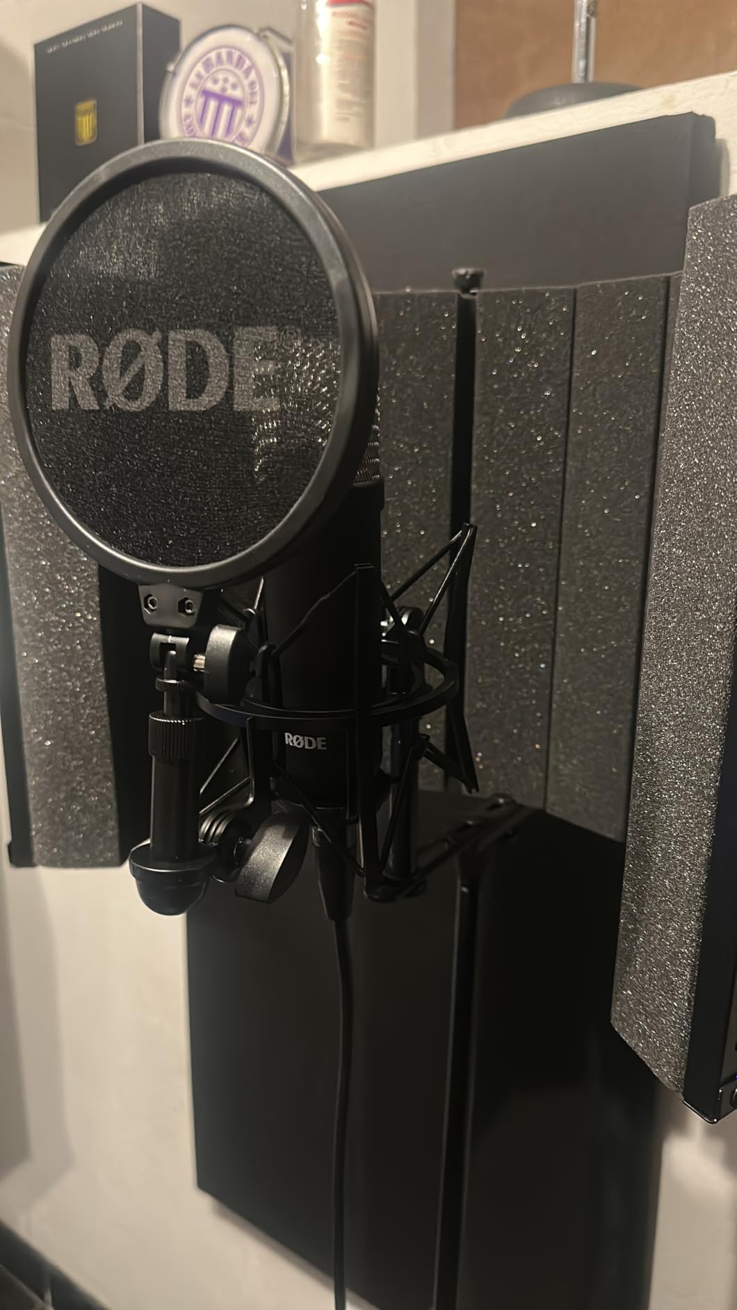 RØDE NT1 Signature Series Studio Condenser Microphone, Black customer photo 2