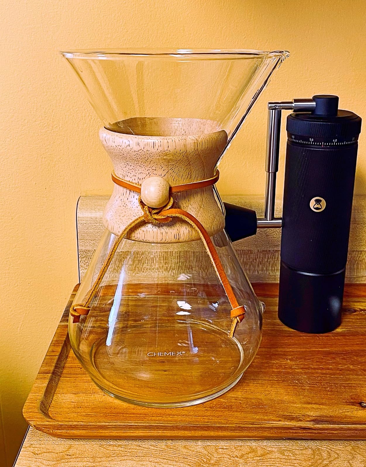 TIMEMORE S3 Manual Coffee Grinder with External Adjustment and Stainless Steel Patented Burr,Hand Coffee Grinder High Presicion Premium Expresso Coffee Grinder Chestnut S3, Black customer photo 2