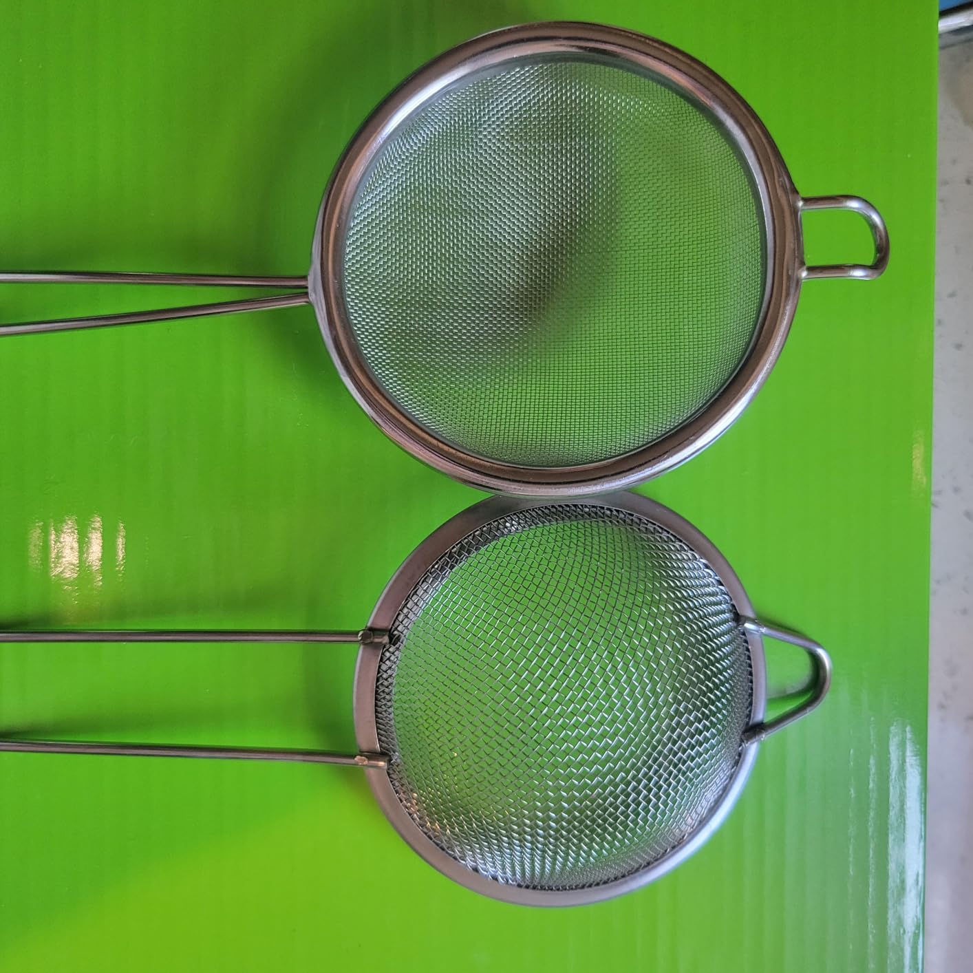 DWEHIXBUY Japanese Tea Set (7pcs) Matcha Whisk Set Matcha Bowl with Pouring Spout Bamboo Matcha Whisk (chasen) Scoop (chashaku) Matcha Whisk Holder Tea Making Kit. WHITE GLASS customer photo 2