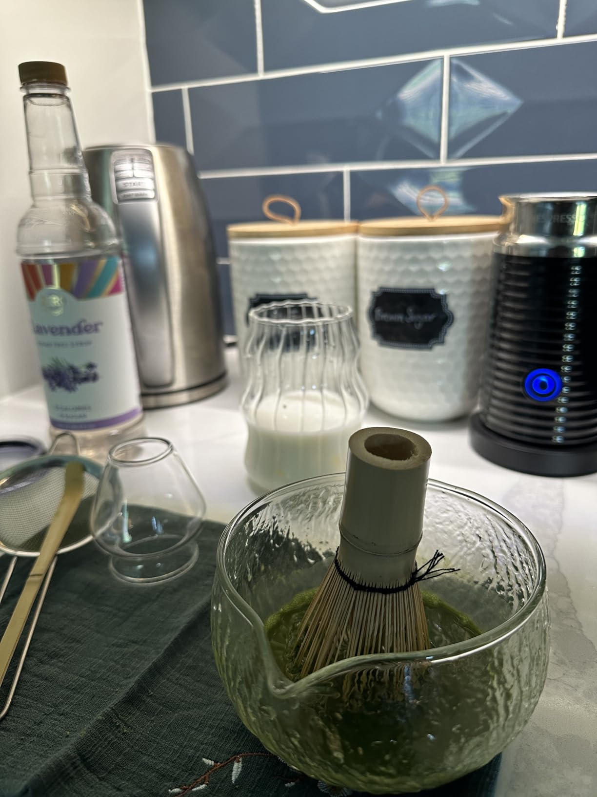DWEHIXBUY 7Pcs Japanese Matcha Tea Set, Matcha Kit with Matcha Bowl (with Pouring Spout), Matcha Whisk, Whisk Holder, Strainer - Elegant Matcha Set for Gifting, Gift Box Packaging glass customer photo 2