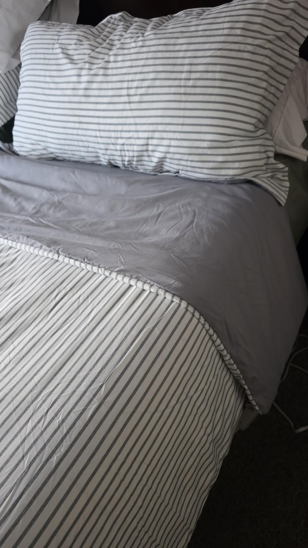Duvet Cover King Size - Extra Soft 3 Piece with Zipper Closure - White customer photo 1