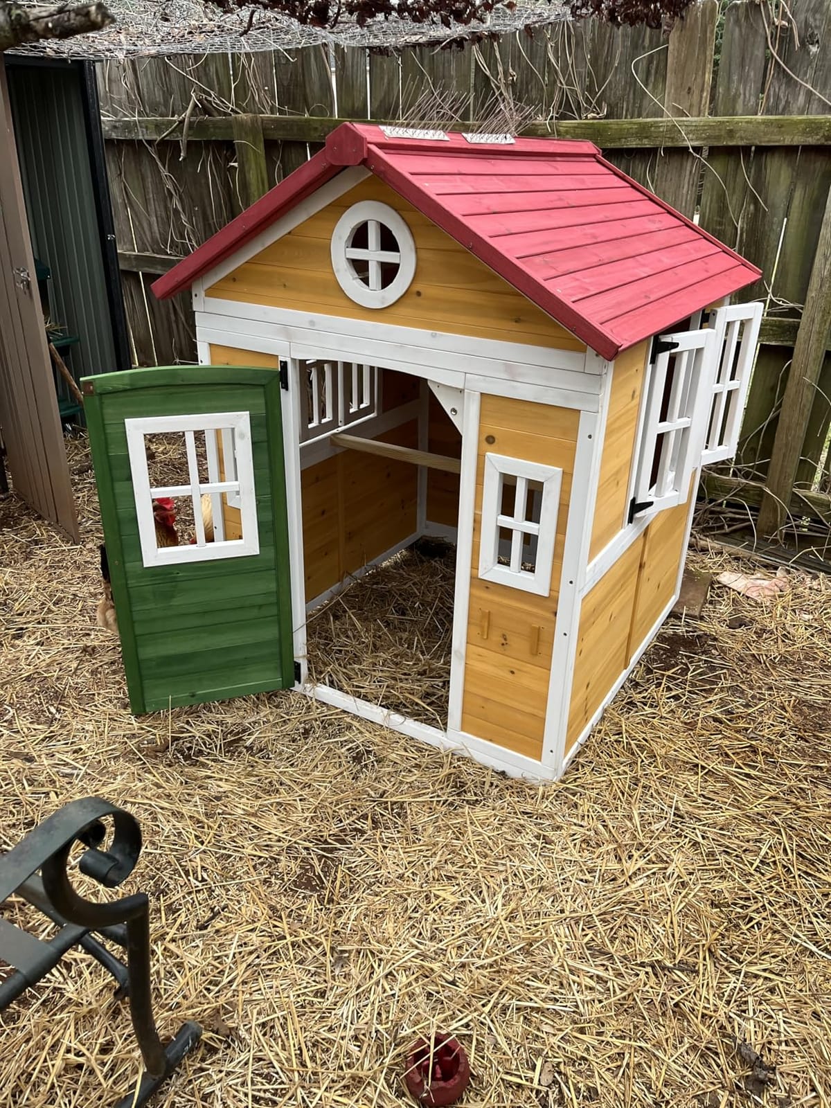 Outsunny Outdoor Kids Playhouse with Dutch Door for Toddlers 3-8, Beige customer photo 1