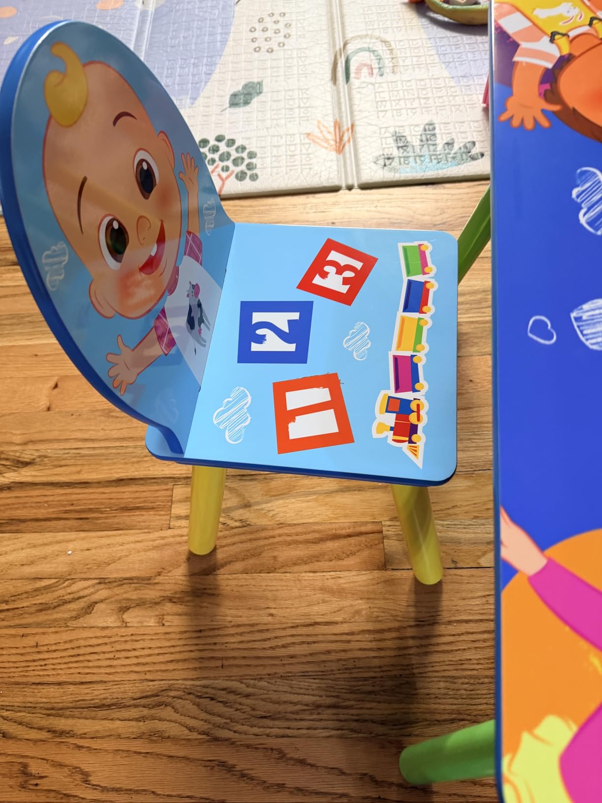 Delta Children Bluey Kids Table and Chair Set with Storage (2 Chairs Included) - Greenguard Gold Certified customer photo 2