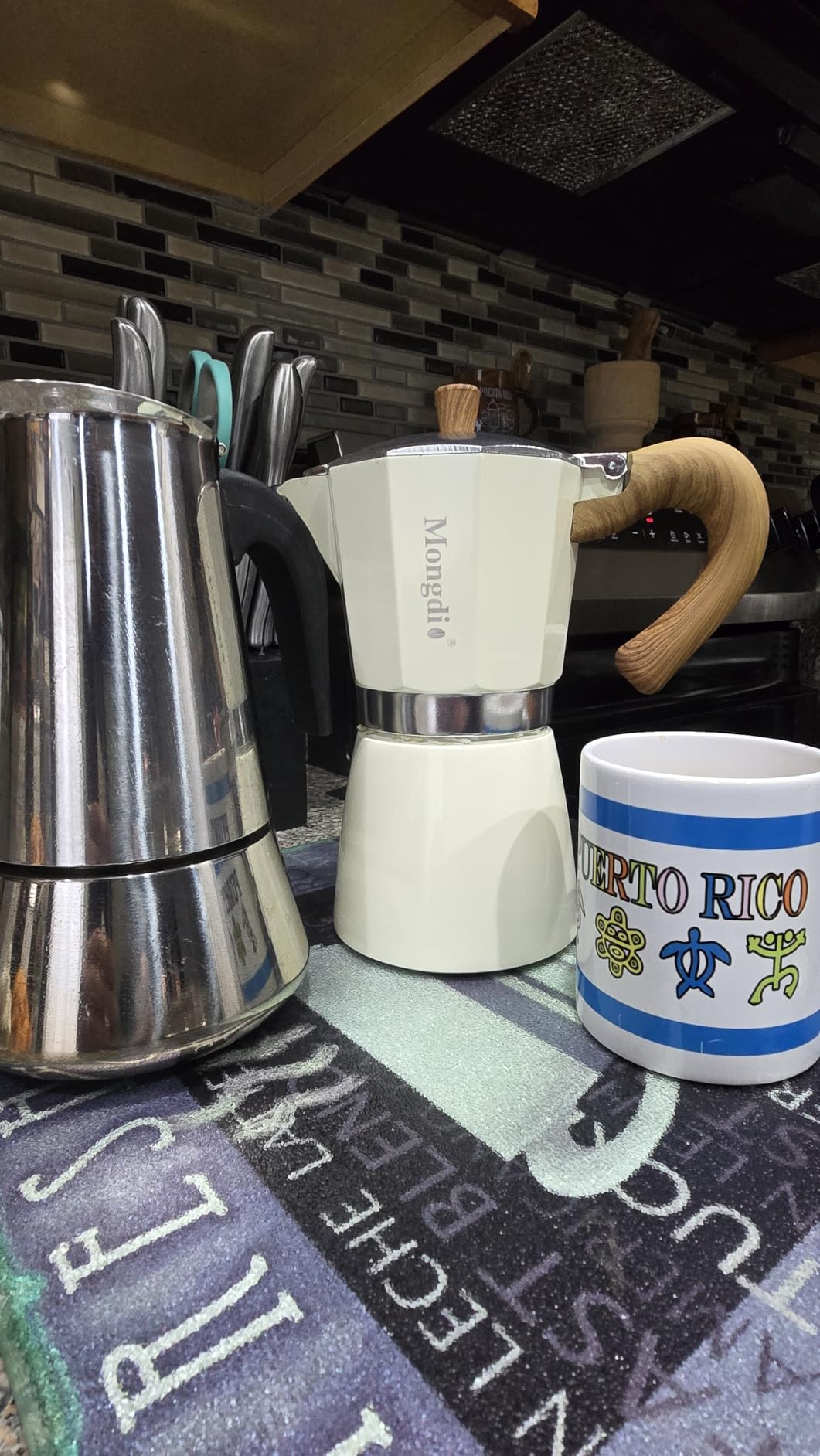 Mongdio Stovetop Espresso Maker Moka Pot, Cuban Coffee Maker Stove top coffee maker Moka Italian Espresso Greca Coffee Maker Brewer Percolator, 6 Espresso Cups, 10 oz - Black customer photo 1