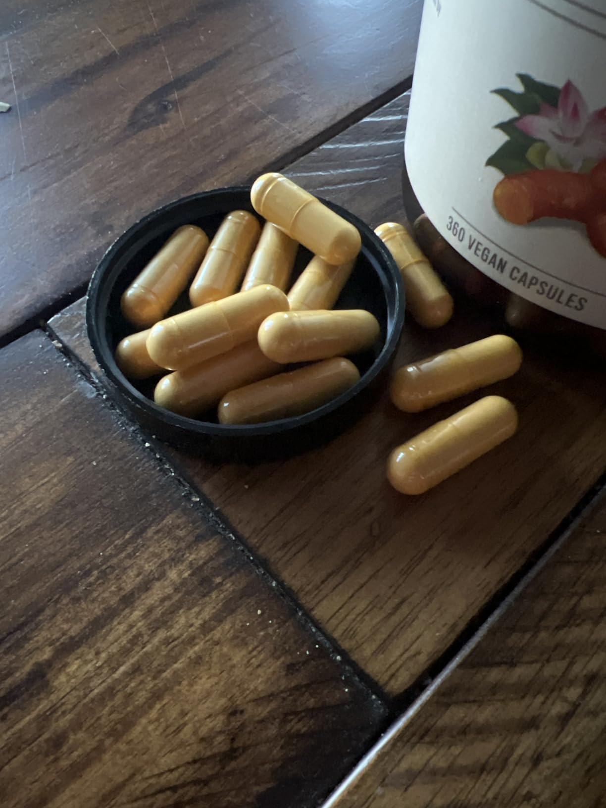 NatureWise Turmeric Curcumin 2250mg Supplement with BioPerine, 360 Capsules customer photo 1