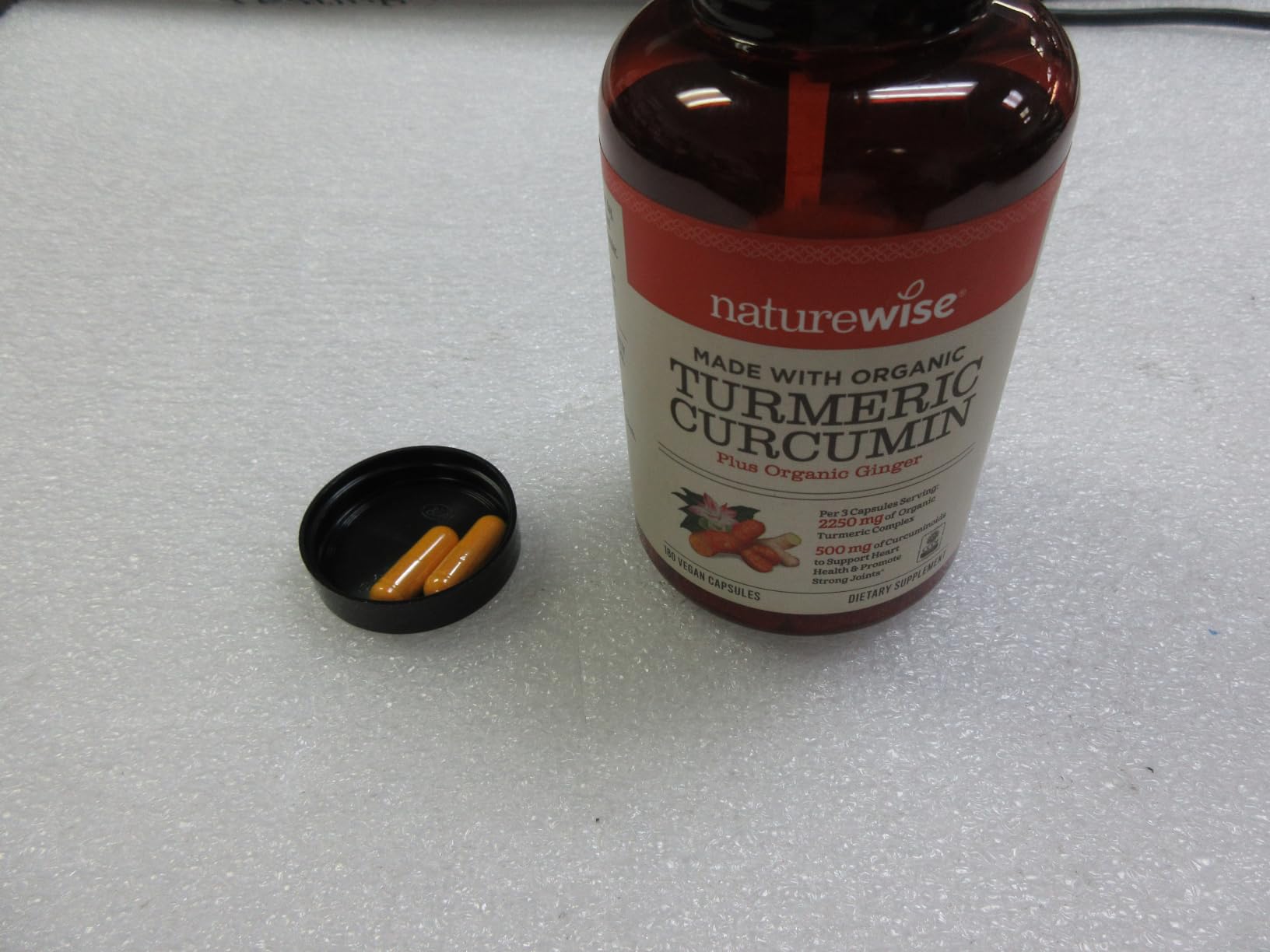 NatureWise Turmeric Curcumin 2250mg Supplement with BioPerine, 360 Capsules customer photo 2