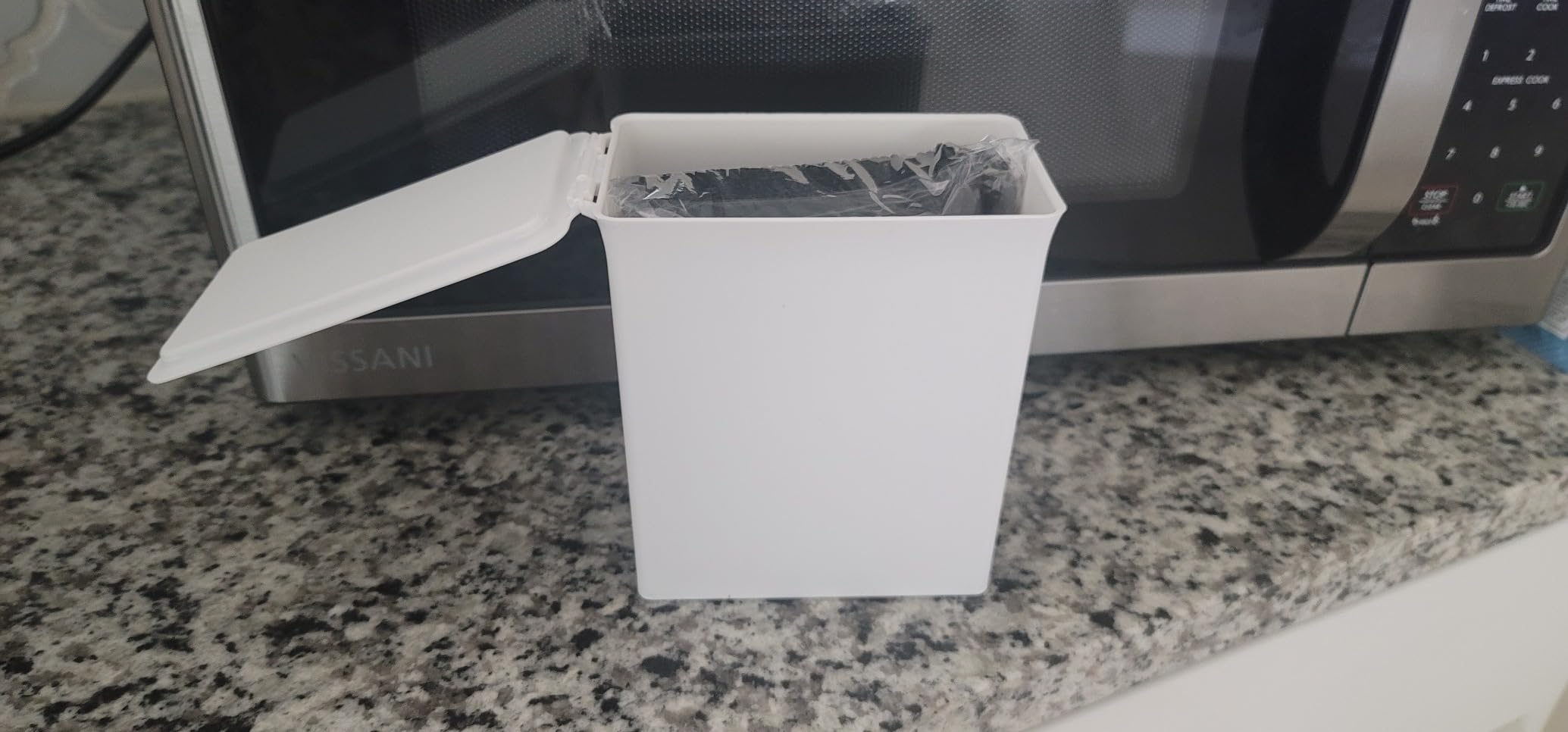 1000pcs Plastic Coffee Stirrers and Plastic Holder Set, 5.1in Coffee Straws, Coffee Stir Sticks Container with Lid and Sticker, Disposable Swizzle Sticks for Mixing Coffee Milk Cocktail Drinks and Tea customer photo 2