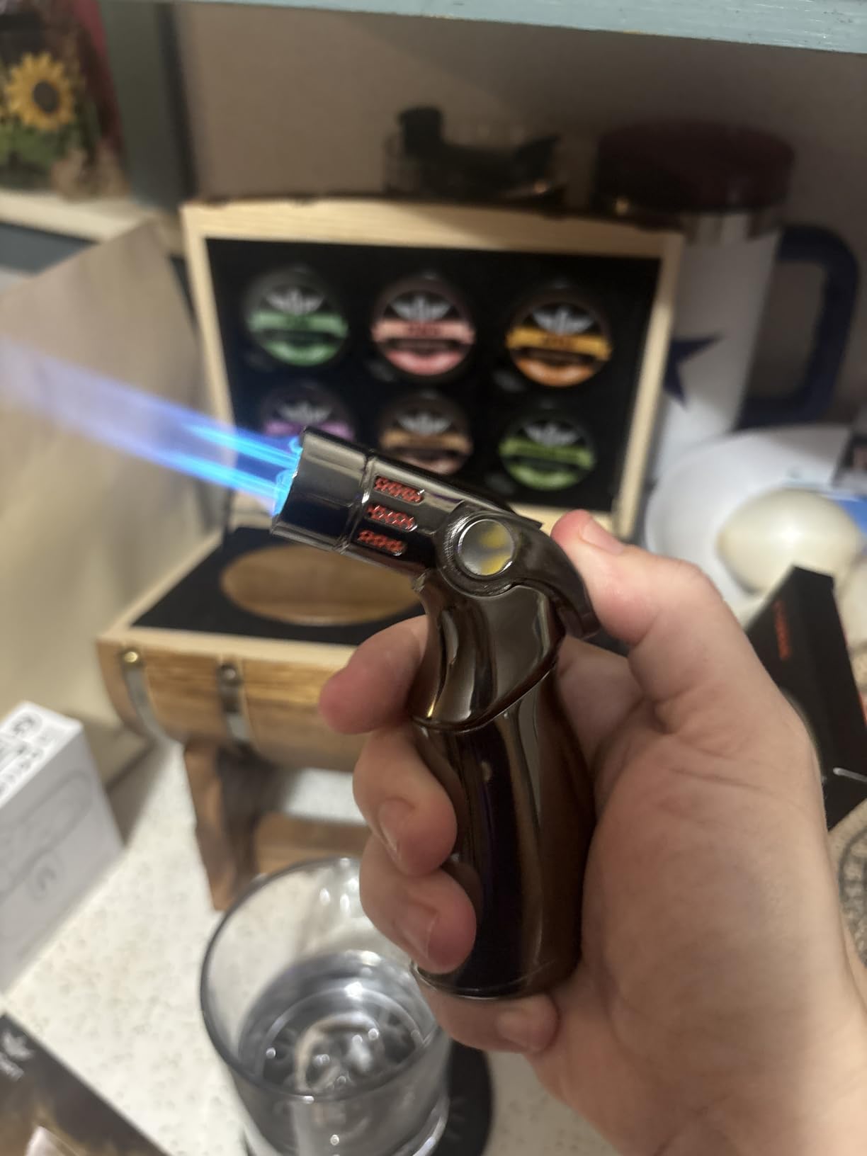 INSISART Whiskey Smoker Kit, Old fashioned Smoker Kit with Barrel, Charred | Patent Pending, with torch and 6 wood chips, Smoke infuser for cocktails and bourbon, Whiskey Gifts for Men,Dad(NO Butane) customer photo 1