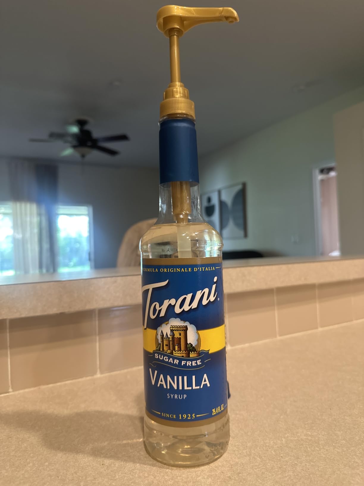 Torani Sugar-Free Syrup, Vanilla Flavor, Pump Included, 25.4 Fl Oz customer photo 1