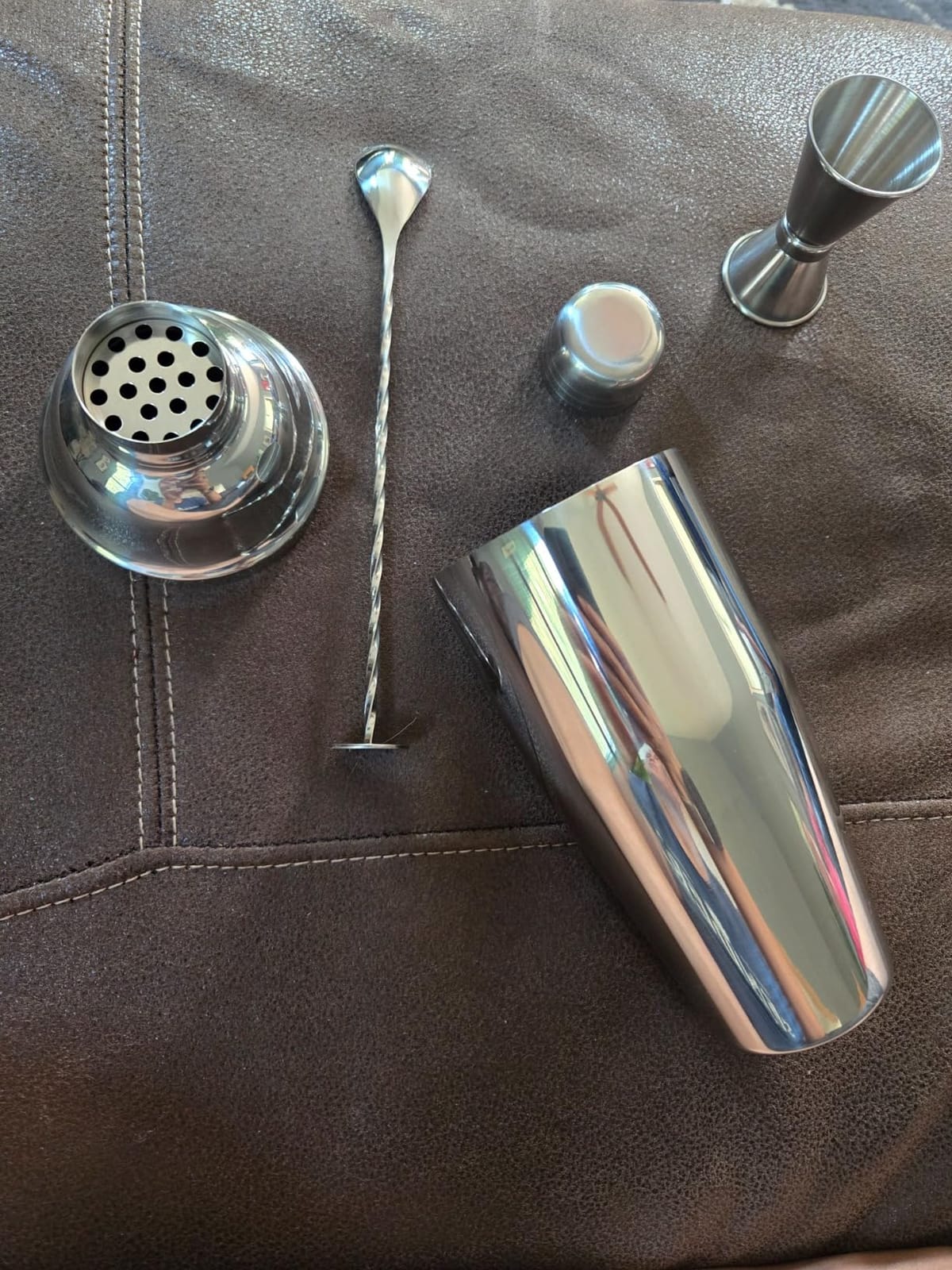 Ohtomber 24oz Stainless Steel Cocktail Shaker Set Bartender Kit customer photo 2