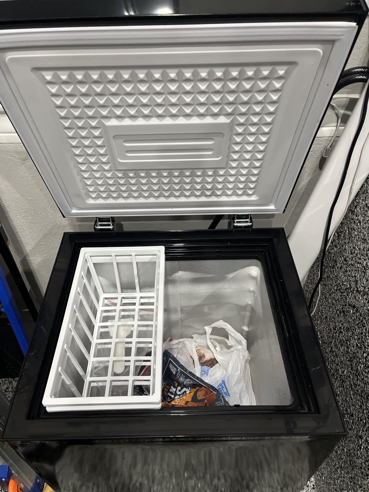 7.0 Cu Ft Chest Freezer - Energy Saving Quiet Top Open Door Mini Freezer Adjustable 6 Thermostat - Compact Small Deep Freezer w/Removable Basket and Defrost Water Drain for Home/Apartment/Garage customer photo 2