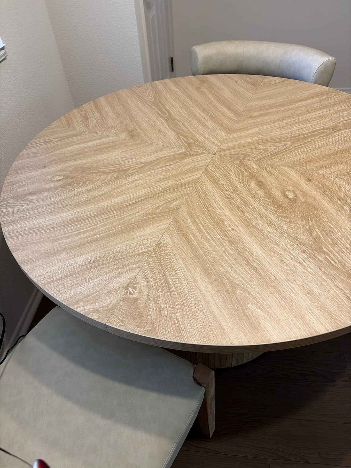 weselon 47 inch Round Dining Table for 4, Kitchen Table Dinner Table with 2-Layer Storage Shelf and Wood Slide Door for Home Dining Room Living Room (Walnut) customer photo 2