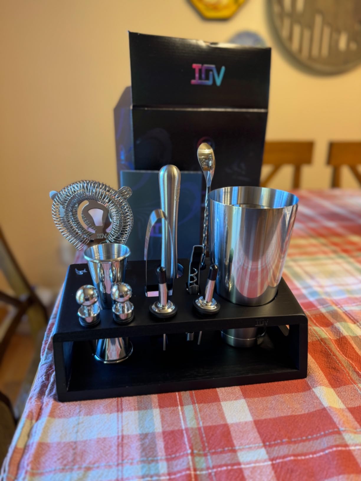 IOV Boston Cocktail Shaker Bar Set, Bartender Kit Drink Mixer Set with 18 oz & 28 oz Boston Shakers, Hawthorne Strainer, Double Jigger, Bar Tool Kit and Recipe Booklet - Rainbow customer photo 2