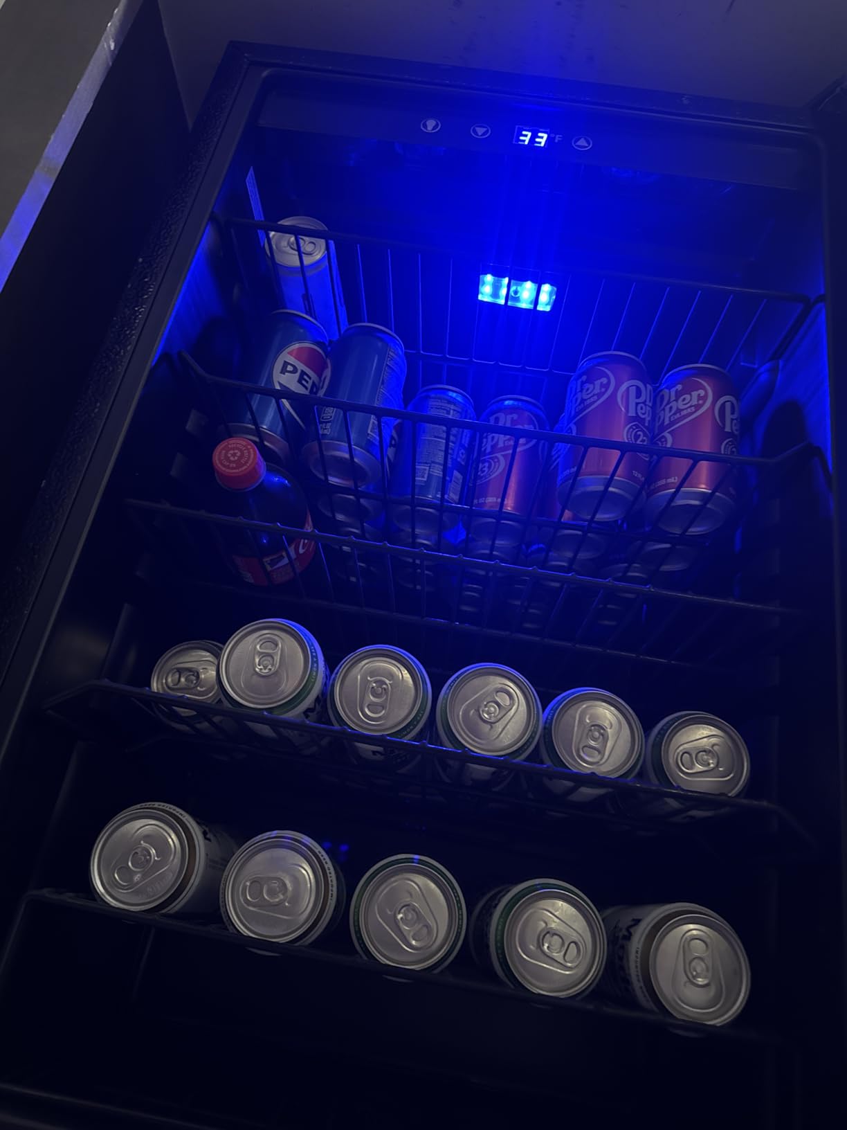 Electactic 37 Bottle Wine Fridge,Freestanding 145 Can Beverage Refrigerator with Smart Temperature Control,4.5 CU FT Quiet Mini Fridge with Child Lock Panel for Family Restaurant Bar, Black customer photo 2