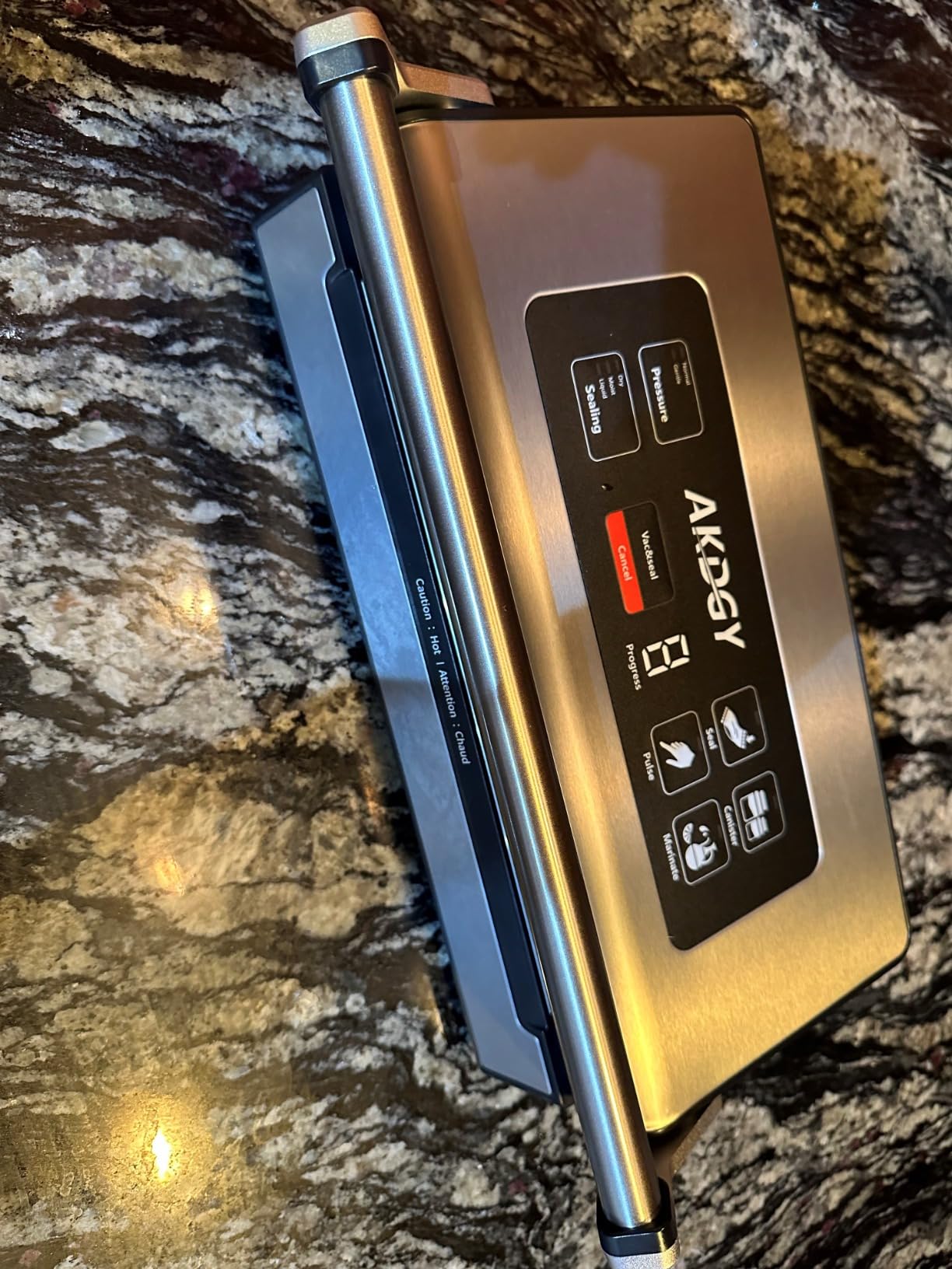 95Kpa Vacuum Sealer Machine,Upgraded Commercial Food Vacuum Sealer, 14-in-1 Functions & Double Heat Seal, Stainless Steel, Large Icons,130W Dual Pumps(25L/Min Suction), Widened Easy-Lock Handle customer photo 1