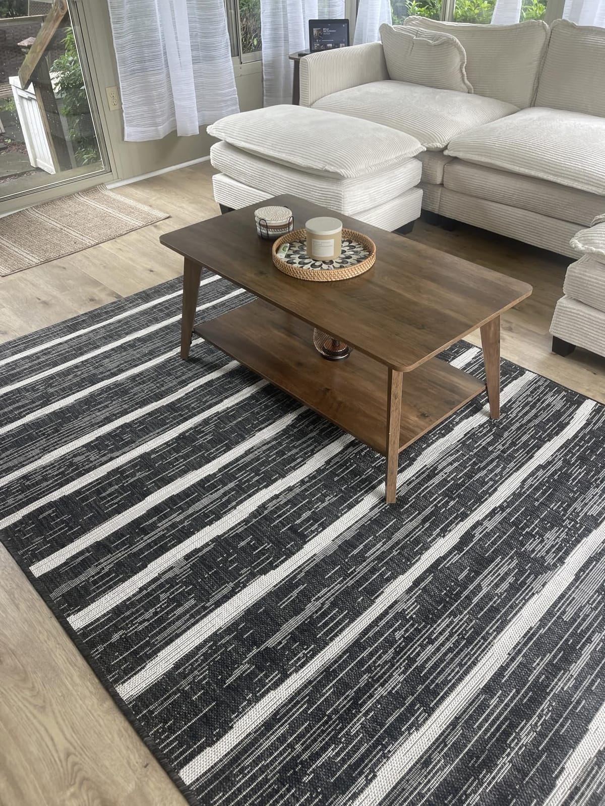 VASAGLE Coffee Table, 2-Tier Center Table with Storage, Tapered Legs, Curved Transitions, Easy to Assemble, for Living Room, 21.7 x 39.4 x 17.7 Inches, Honey Brown, MAEZO Collection ULCT249K01 customer photo 1