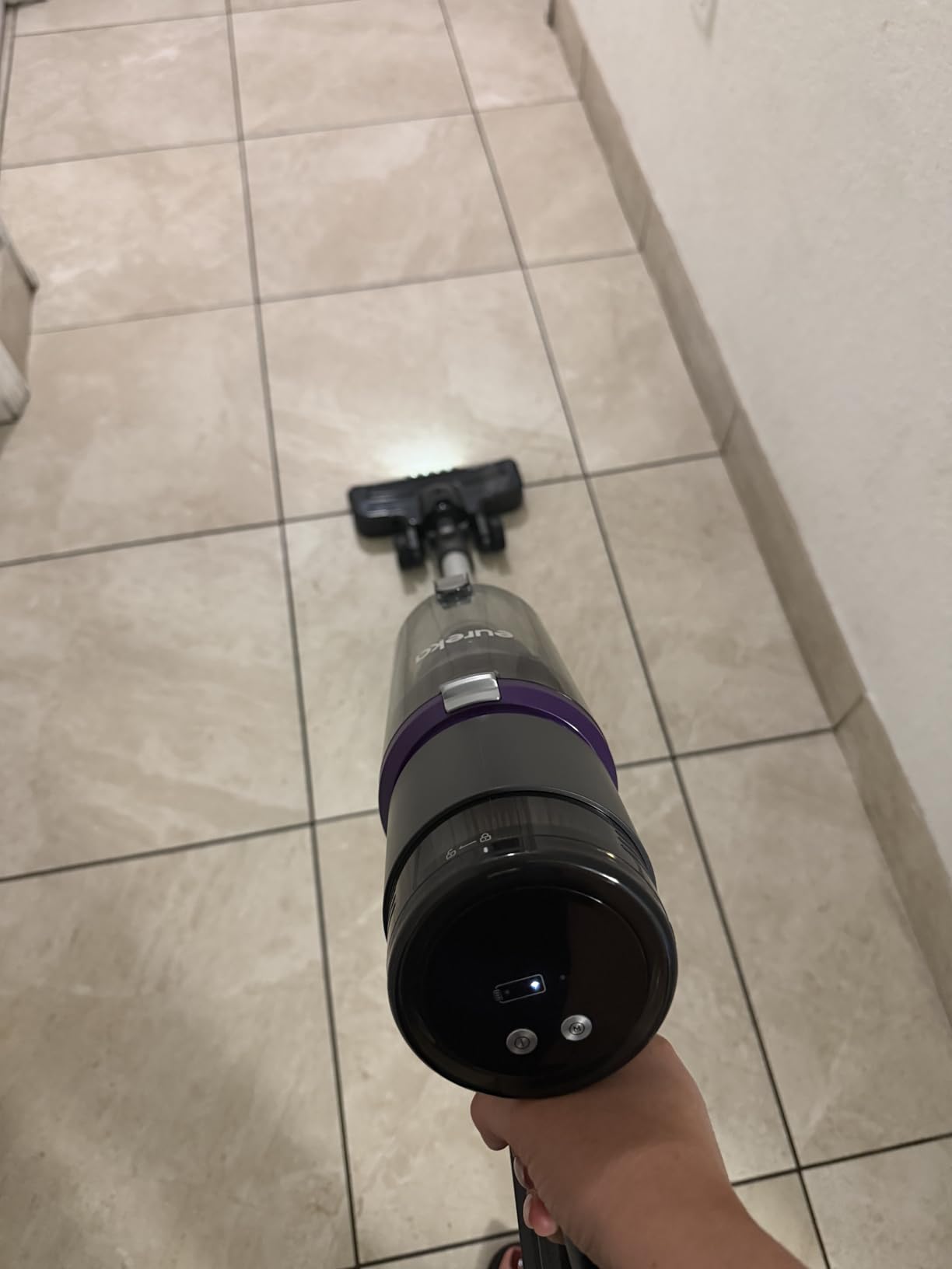 Eureka ReactiClean 200W Lightweight Cordless Stick Vacuum, NEC410BK customer photo 1
