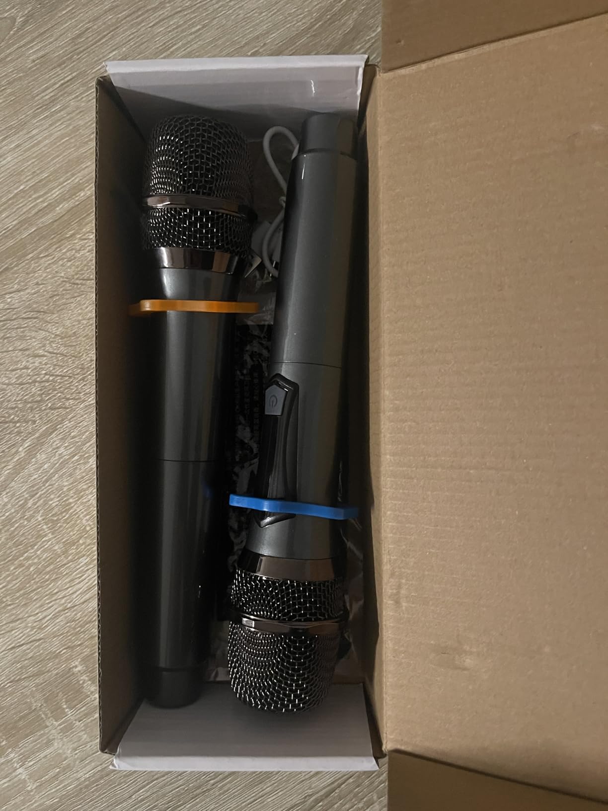 Wireless Microphone,Professional Dual Handheld Cordless Dynamic Mic System with Rechargeable Receiver,Karaoke Microphone Set for Singing, Karaoke, Wedding, DJ, Party, Speech,Church,Class Use,PA System customer photo 2