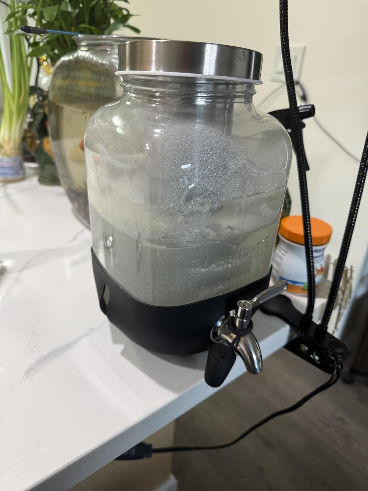 Cold Brew Coffee Maker, 1 Gallon Iced Coffee Maker With Stainless Steel Filter, Heavy Duty Glass Cold Brew Pitcher With Stainless Steel Spigot, Mason Jar Cold Brew Coffee Maker Fast Iced Tea Maker customer photo 2