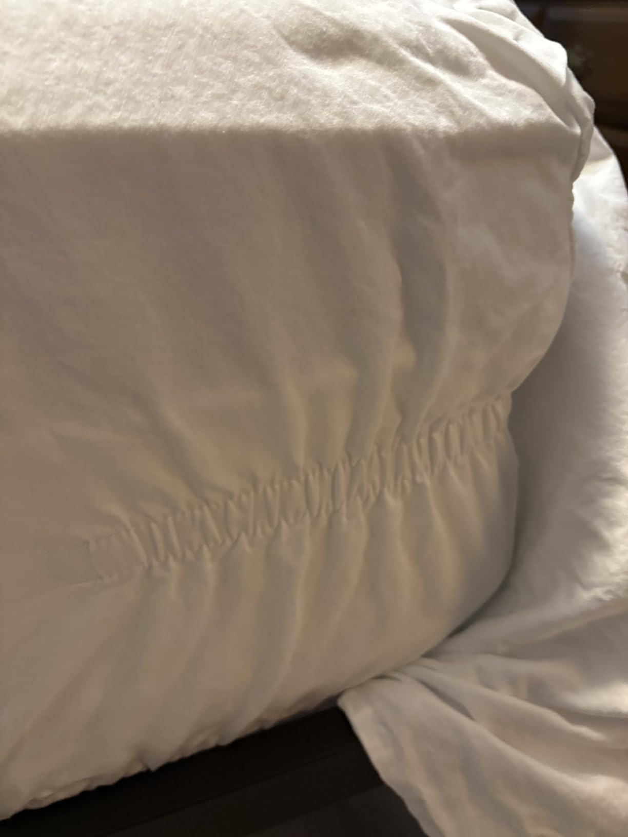 600TC 100% Long-Staple Cotton Queen Sheets - Silky Sateen Weave, White customer photo 1