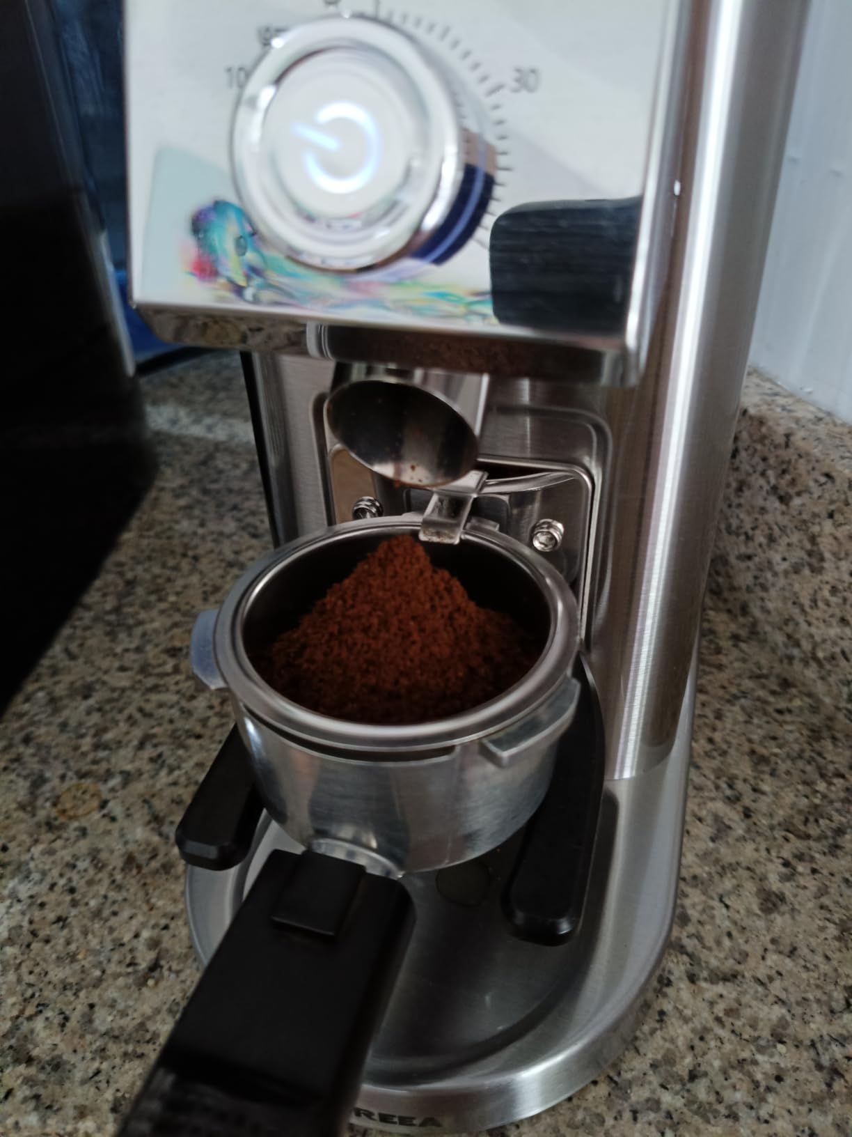 IAGREEA Coffee Grinder for Home Use, Conical Burr Espresso Grinder 48 Grind customer photo 1