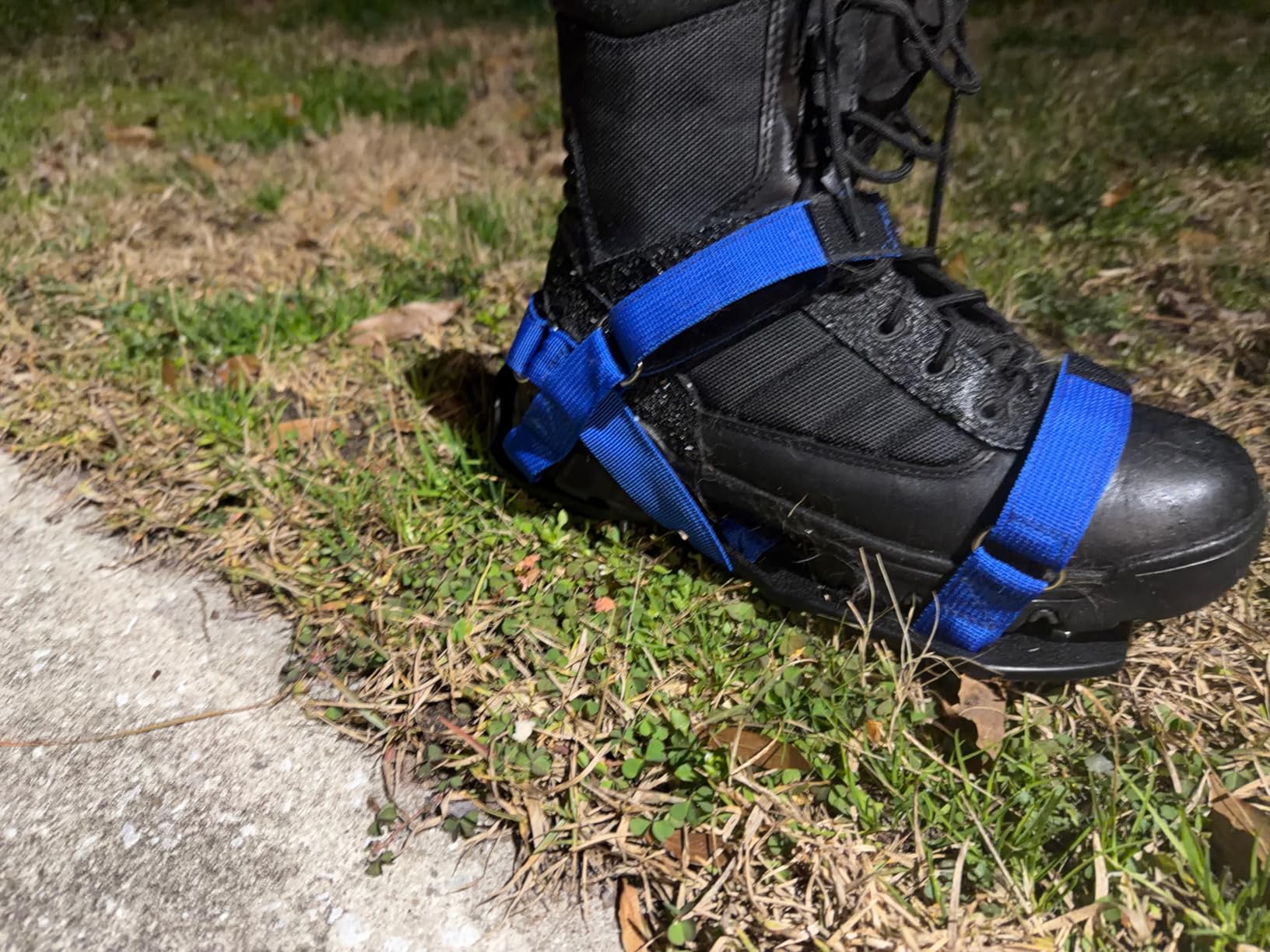 Briliantwerk Lawn Aerator Shoes | Yard Aerator Lawn Tool | Screed Shoes customer photo 2
