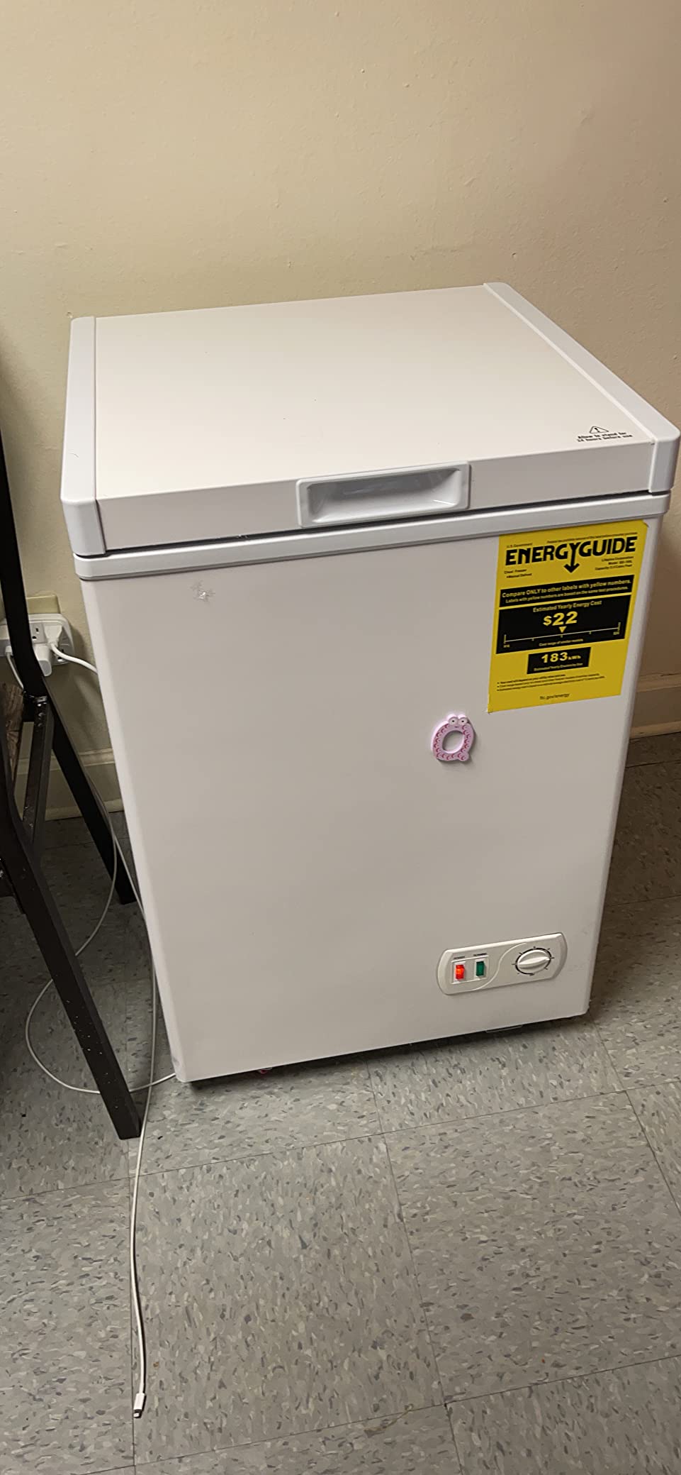 Lifeplus Chest Freezer, 3.5 Cubic Feet Small Deep Freezer Compact Top Open Door with Removable Basket, 7 Temperature Control Energy Saving Super Quiet for Kitchen Office Apartment Garage, Grey customer photo 2