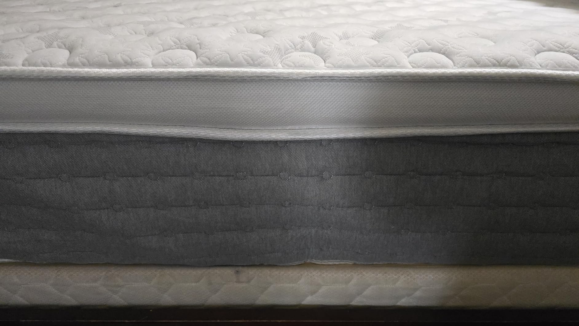 Sleepmax King Size Mattress 14 Inch, Cooling Pain Relief Hybrid Mattresses customer photo 2