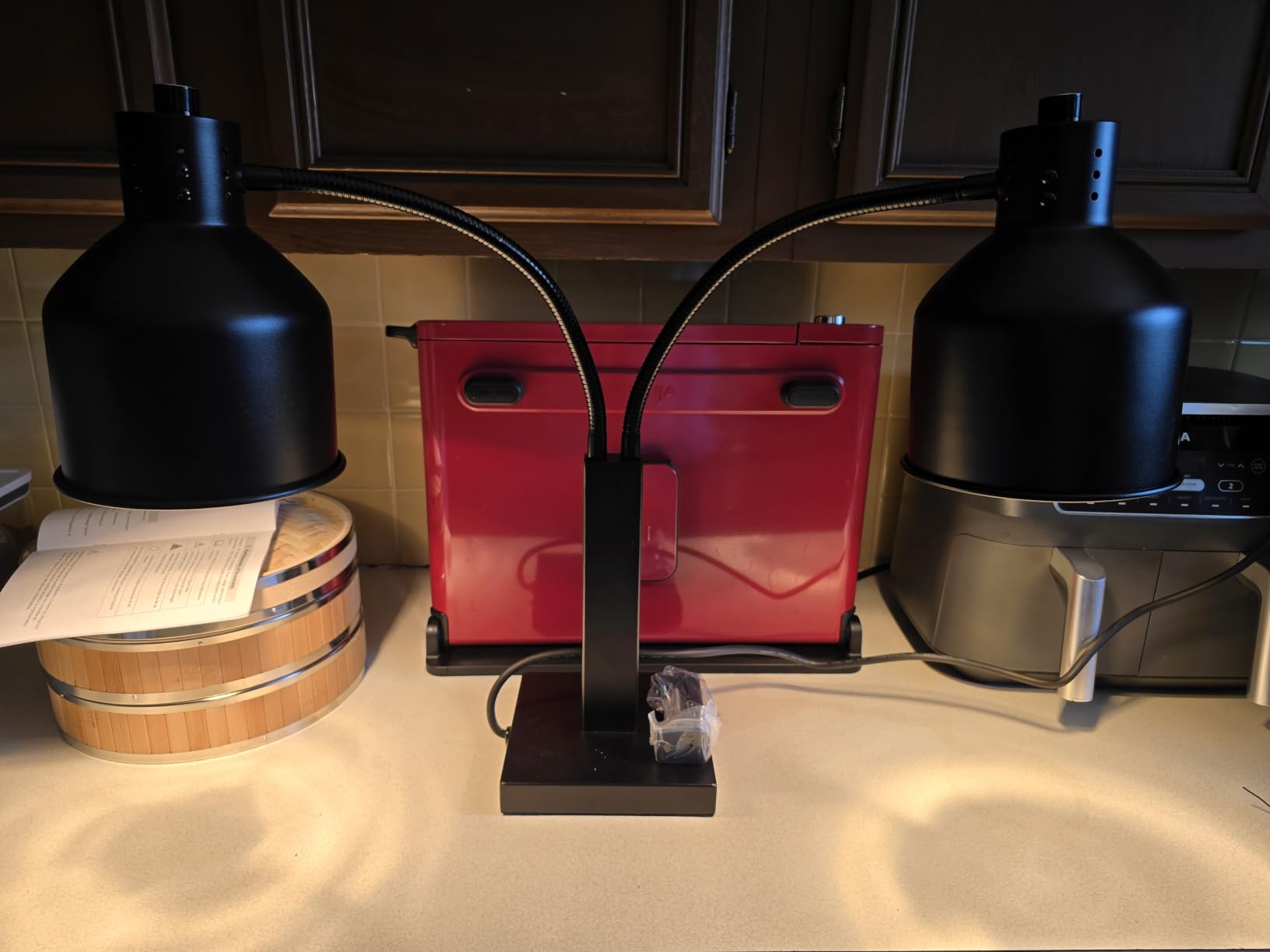 CAMMOO Commercial Food Heat Lamp 500W Dual Head Buffet Warmer Black customer photo 1