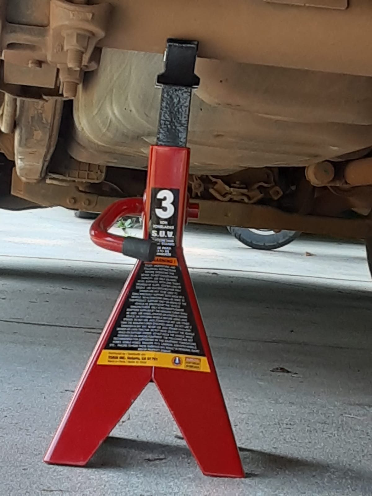 BIG RED T43006 Torin Steel Jack Stands (Fits: SUVs and Extended Height Trucks): 3 Ton (6,000 lb) Capacity, Red, 1 Pair customer photo 1