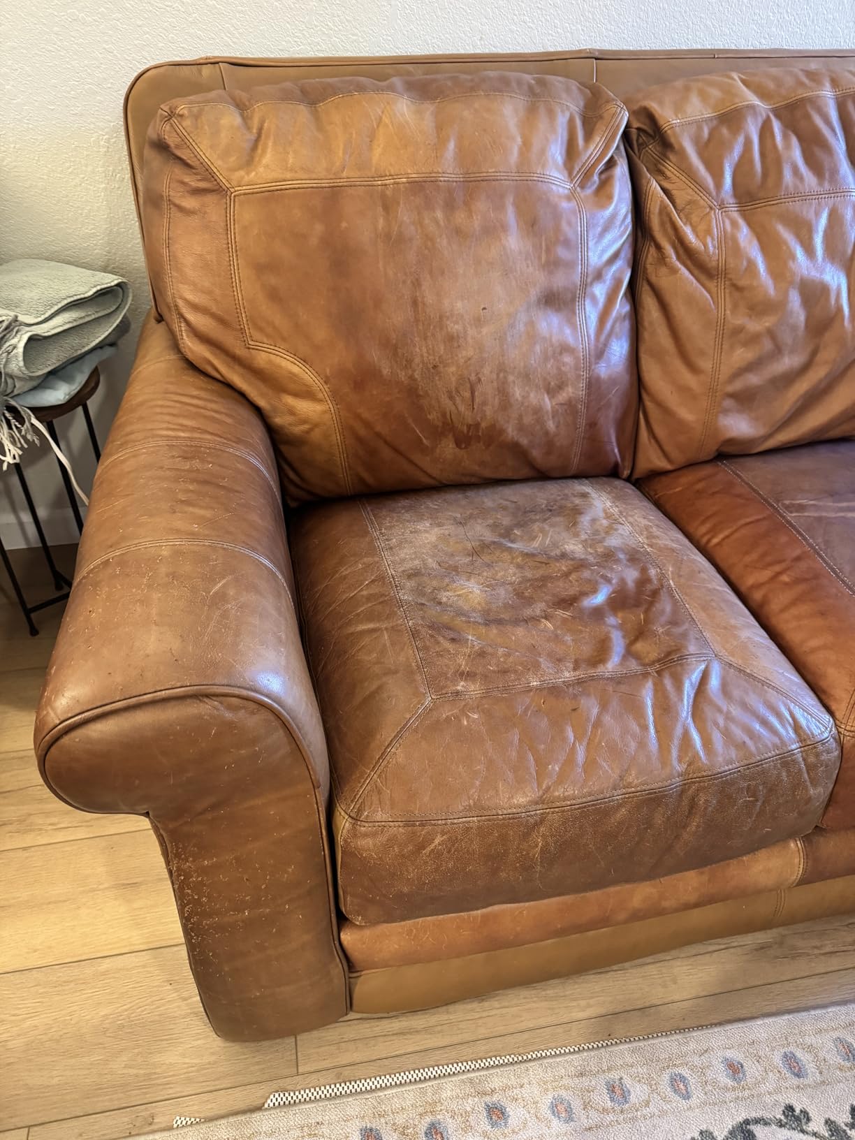 Leather CPR Cleaner and Conditioner 18oz. Bring Leather Back To Life on Furniture, Car Seats, Handbags, Jackets, Boots, Saddles, Purses & Shoes. Restores Shine, Softness & Color to Real Leather customer photo 2