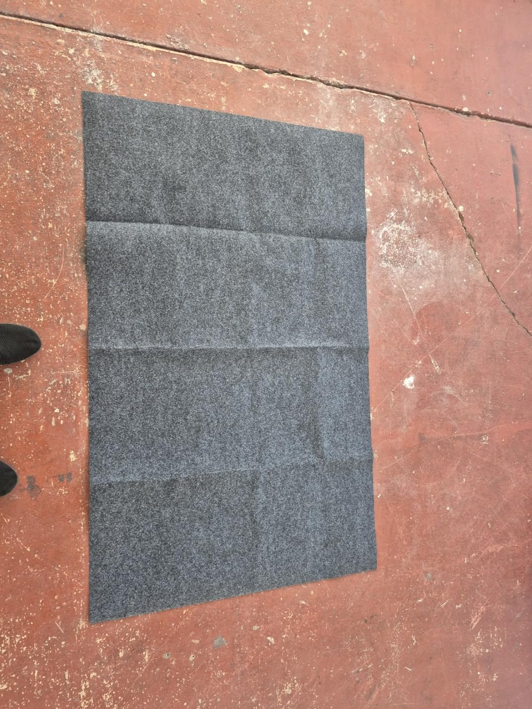 Drymate Garage Floor Mat 17' x 7'4