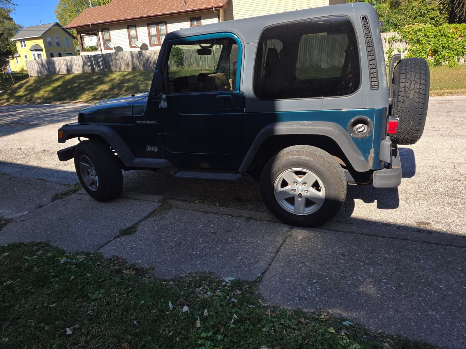 ATTURO Trail Blade A/T All-Terrain Tire, 265/70R18 116T customer photo 2