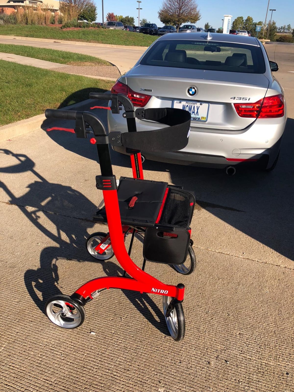 Drive Medical RTL10266CF Nitro Elite CF Rollator Walker with Seat, Black customer photo 2