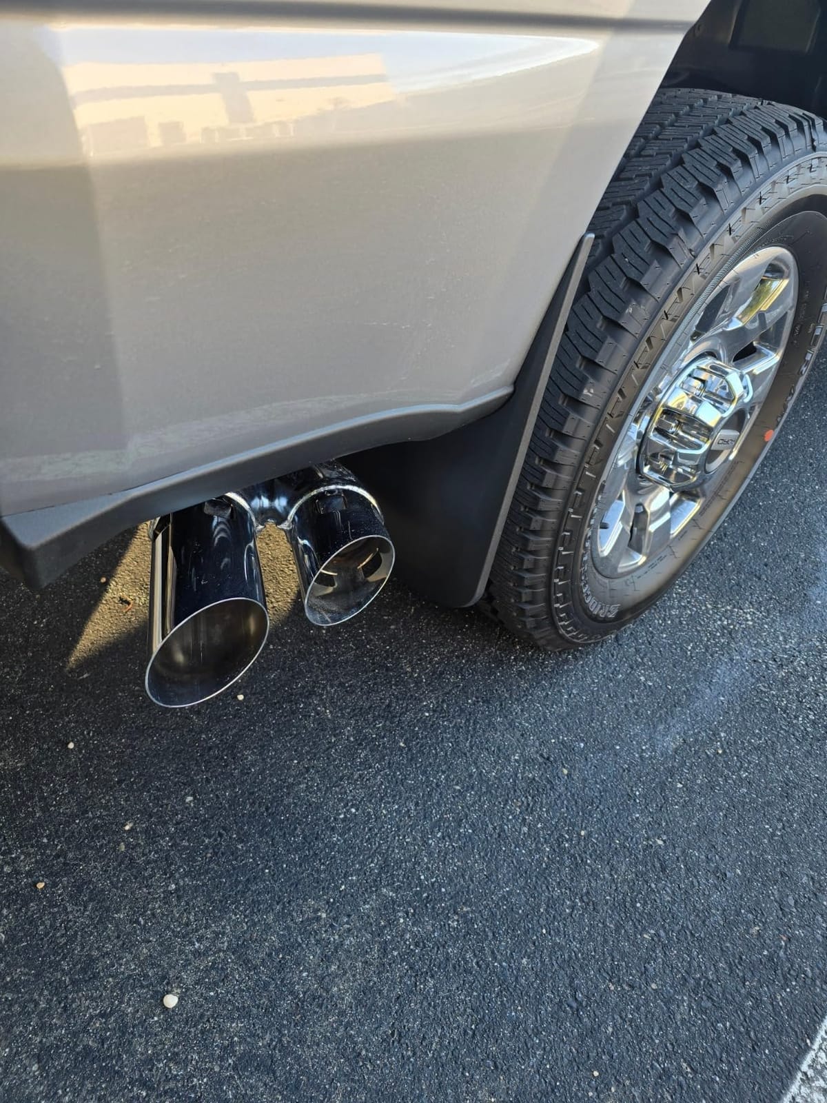 Husky Liners Custom Mud Guards | Fits 2017-2026 Ford F-250 & F-350 w/Single Rear Wheels & w/o OEM Fender Flares | Rear Set, 2-pc Black - 58466 customer photo 1